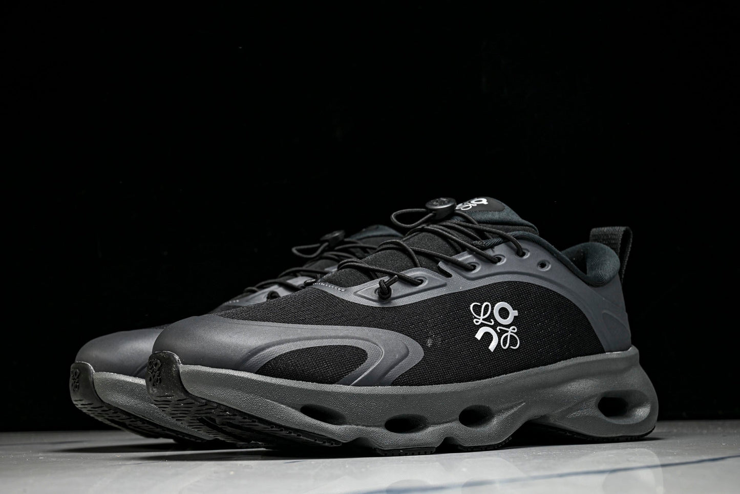 LOEWE × ON Cloudsolo 'Black'