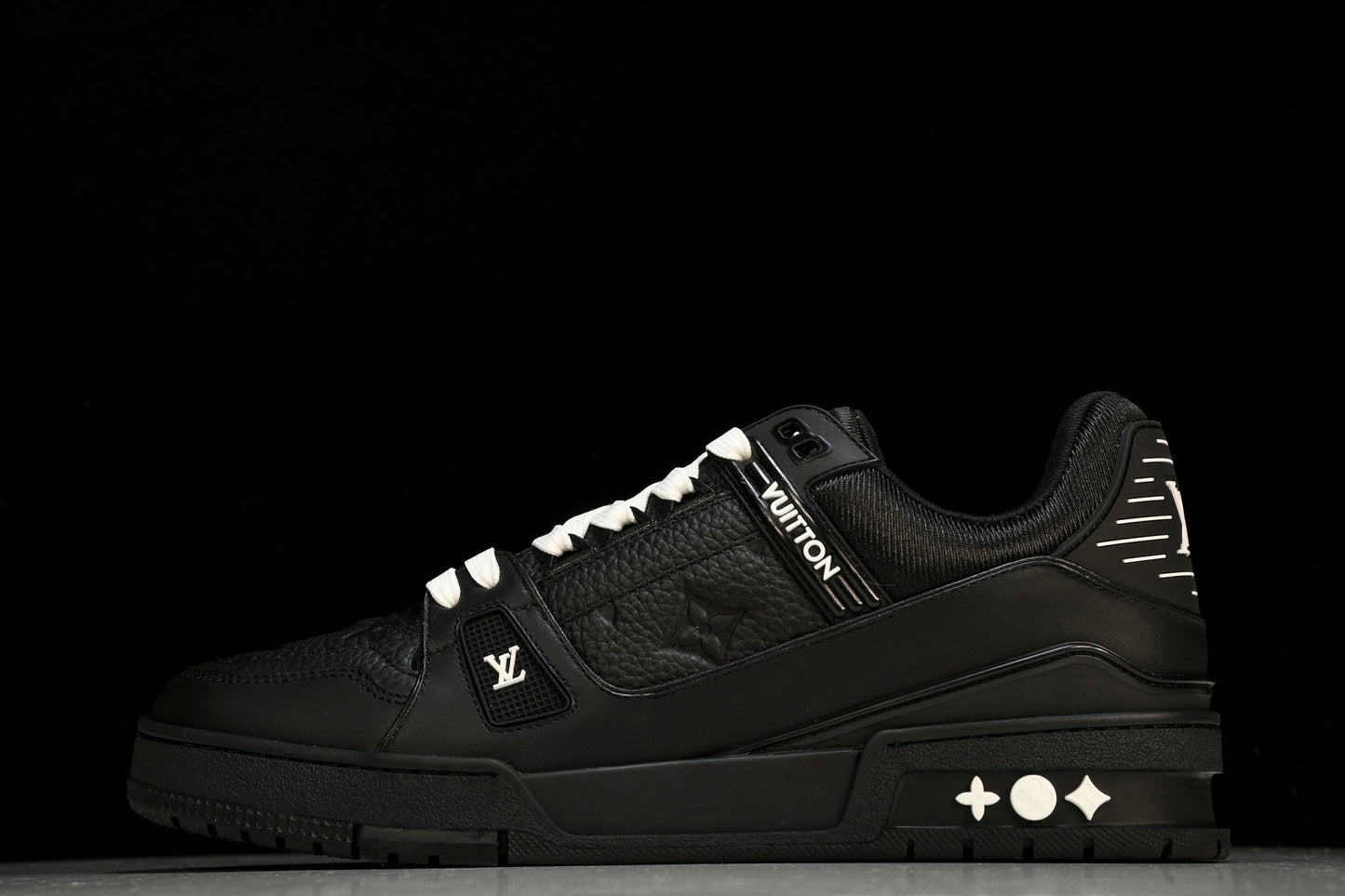 Louis Vuittоп Trainer Low 'Black Embossed'