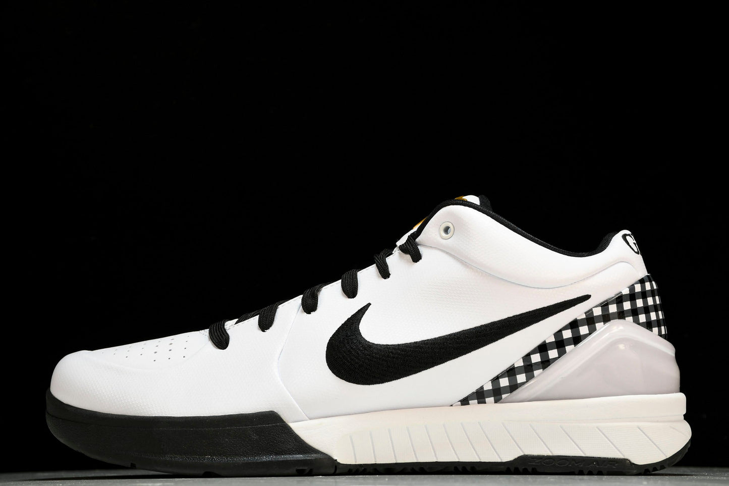 Kobe 4 Protro 'Mambacita Gigi'