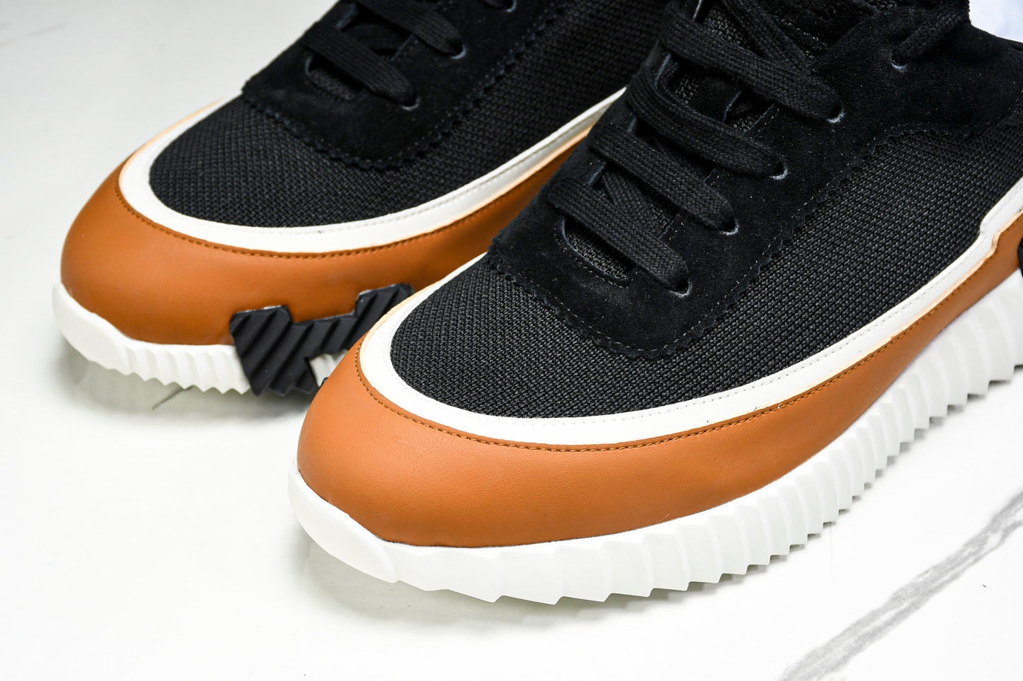 Нermès Bouncing Sneaker Panelled 'Noir Marron Blanc'