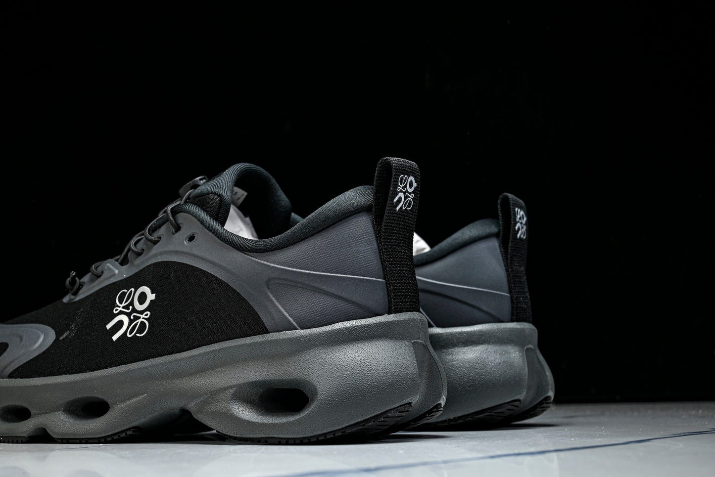 LOEWE × ON Cloudsolo 'Black'