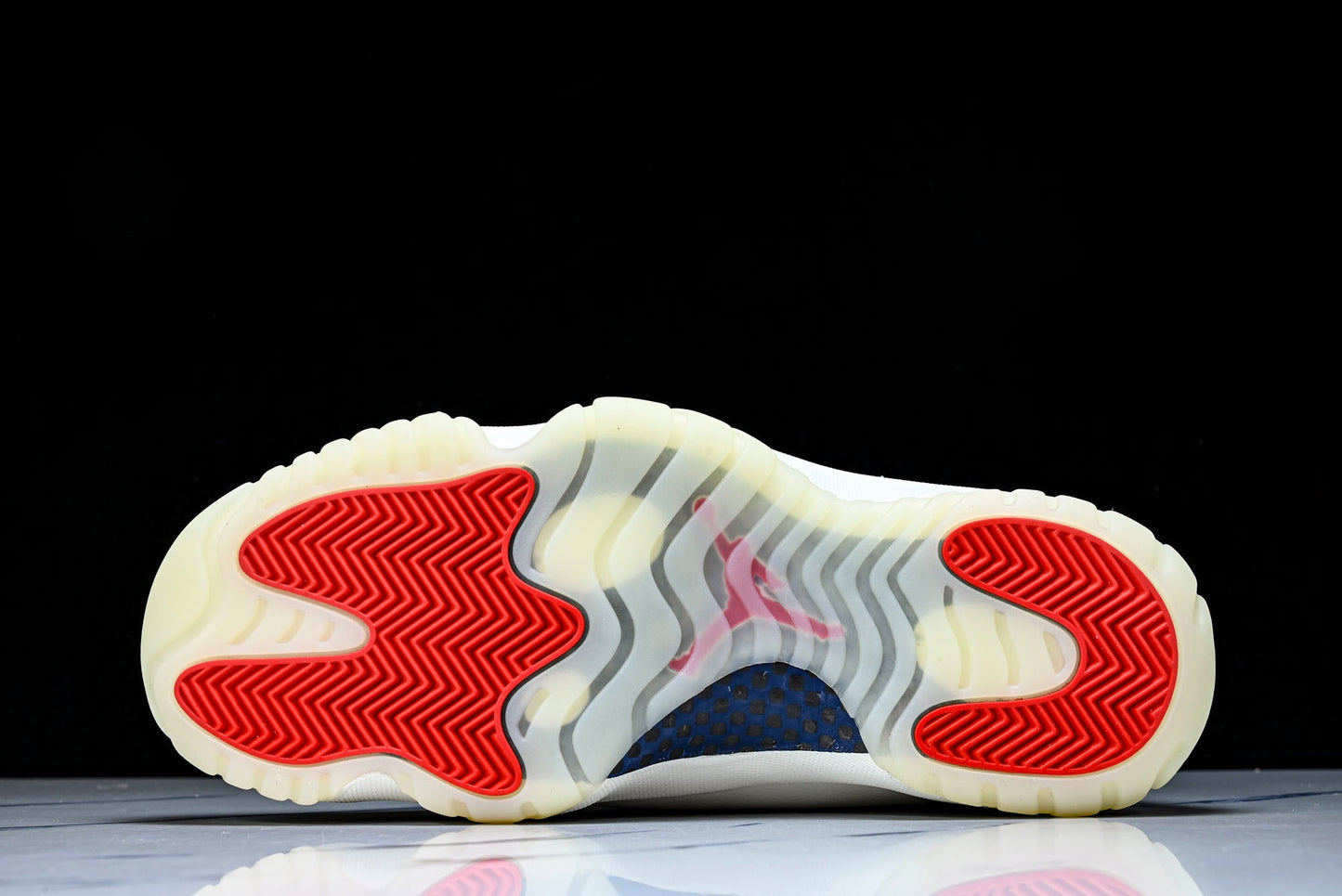 AJ11 Retro City Pack '285'