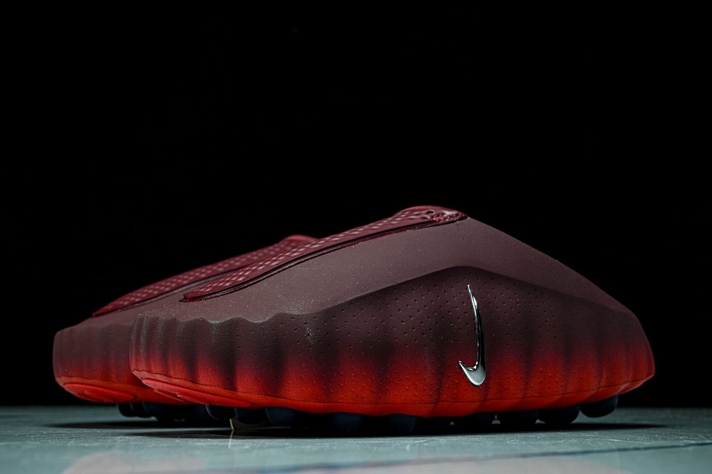 Mind 001 Slide 'Team Red'