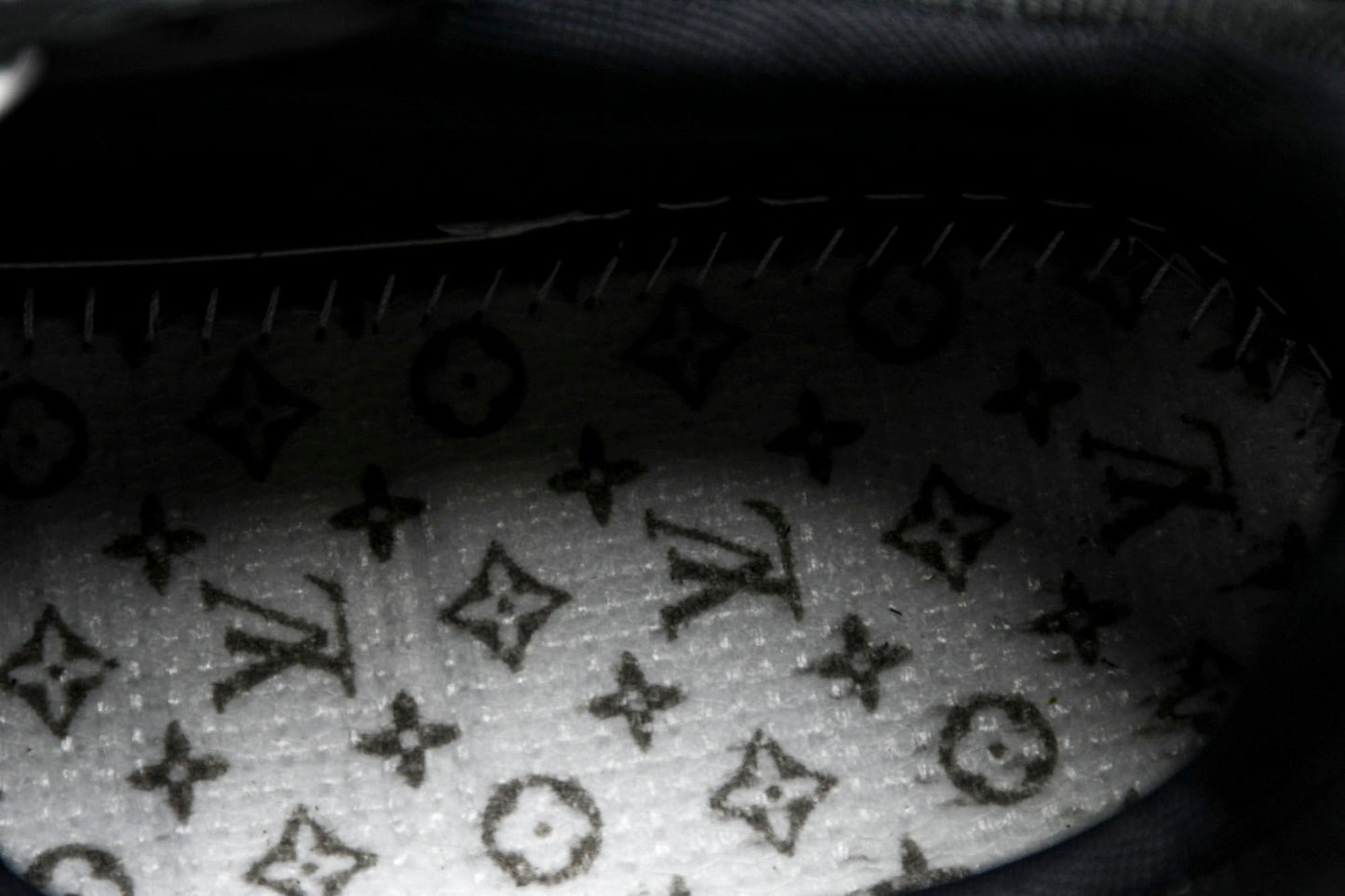Louis Vuittоп Trainer Low 'Black'