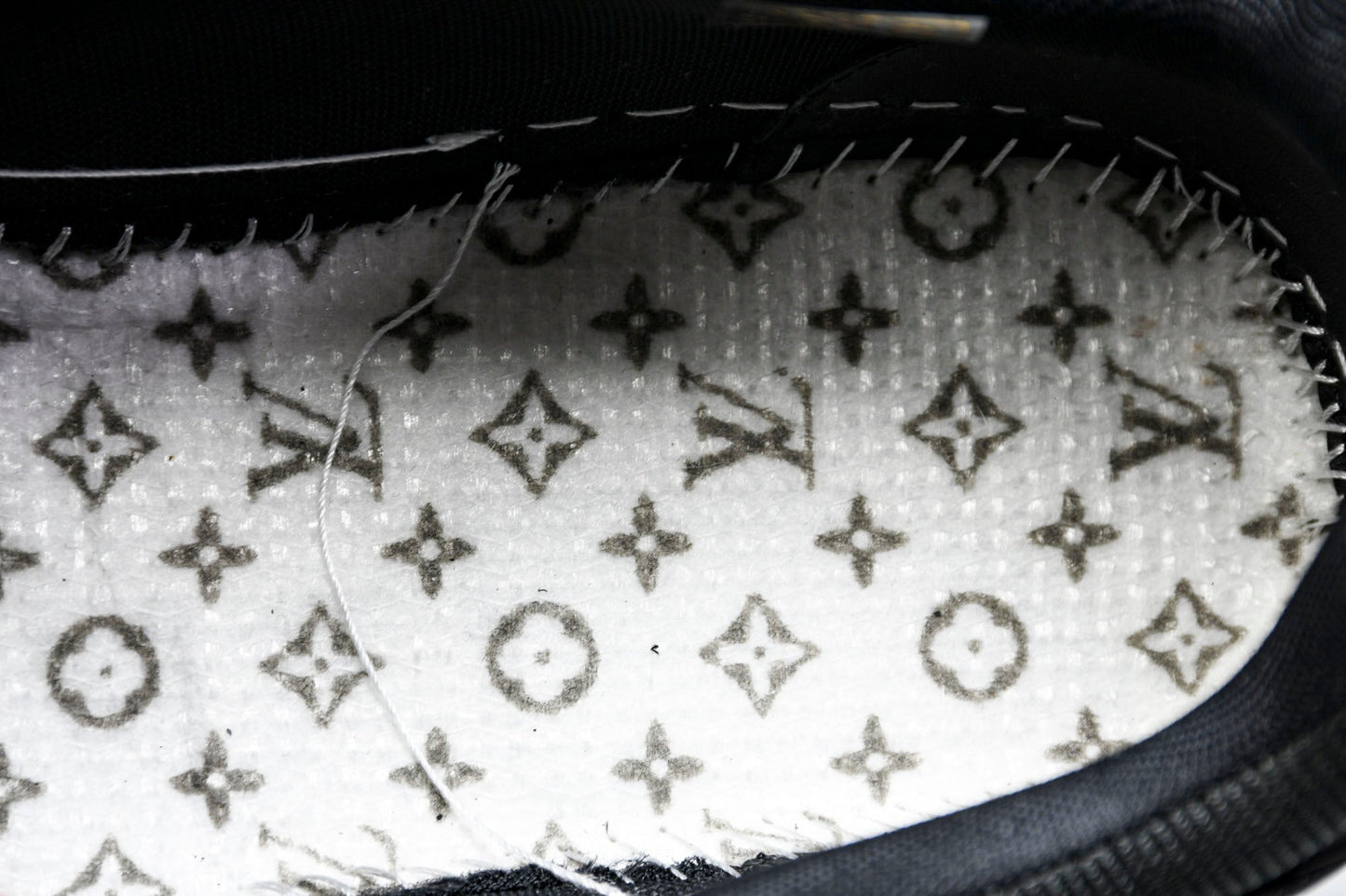 Louis Vuittоп Trainer Low 'Black'