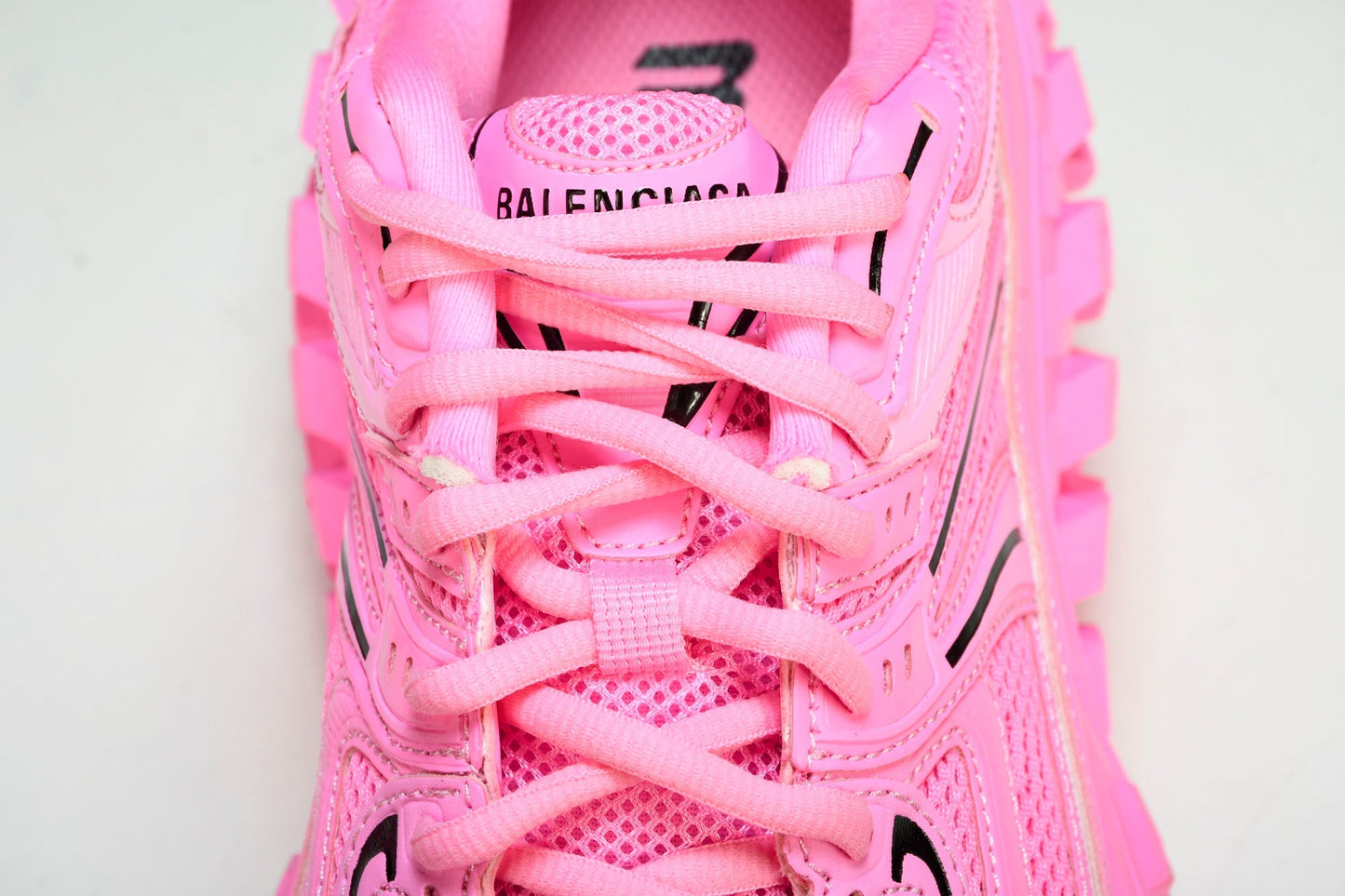 Defender (Bouncer) Sneaker 'Pink'