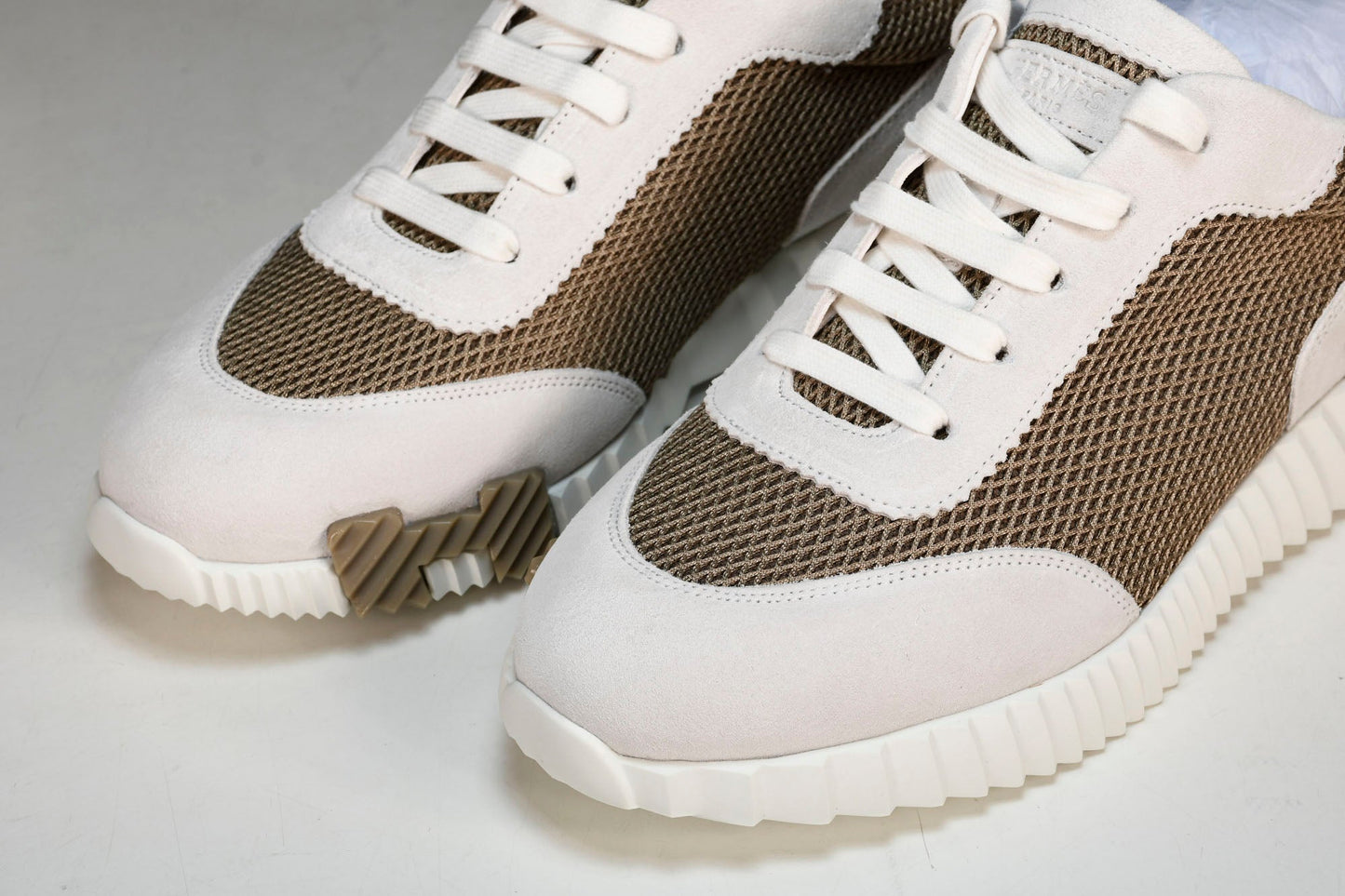 Нermès Bouncing Sneaker 'Beige Argile Blanc'