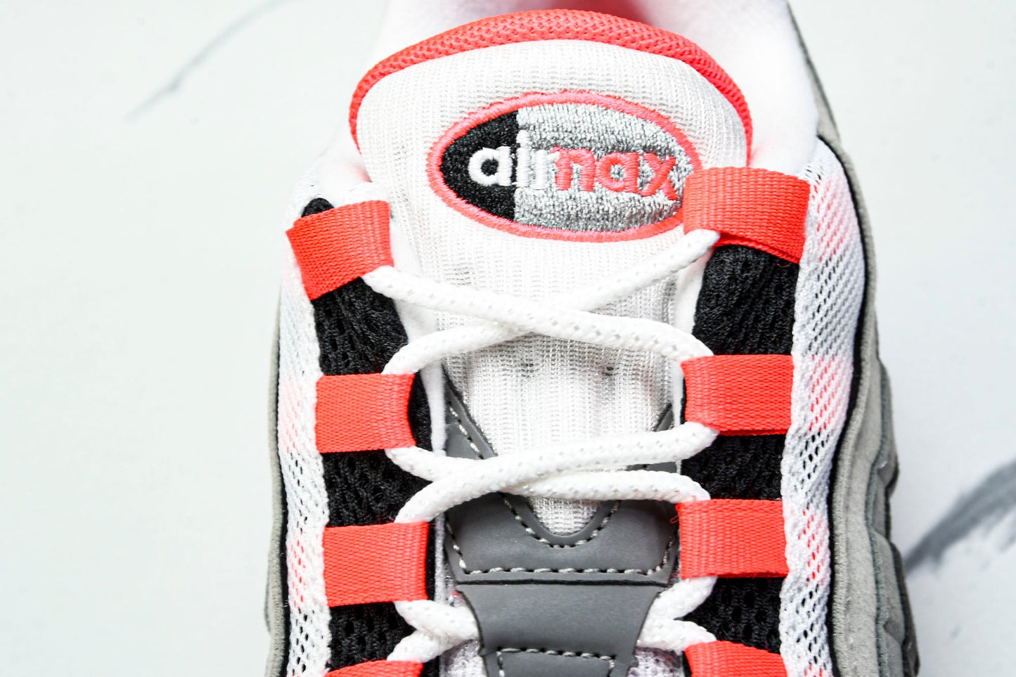 AM95 OG 'Solar Red'