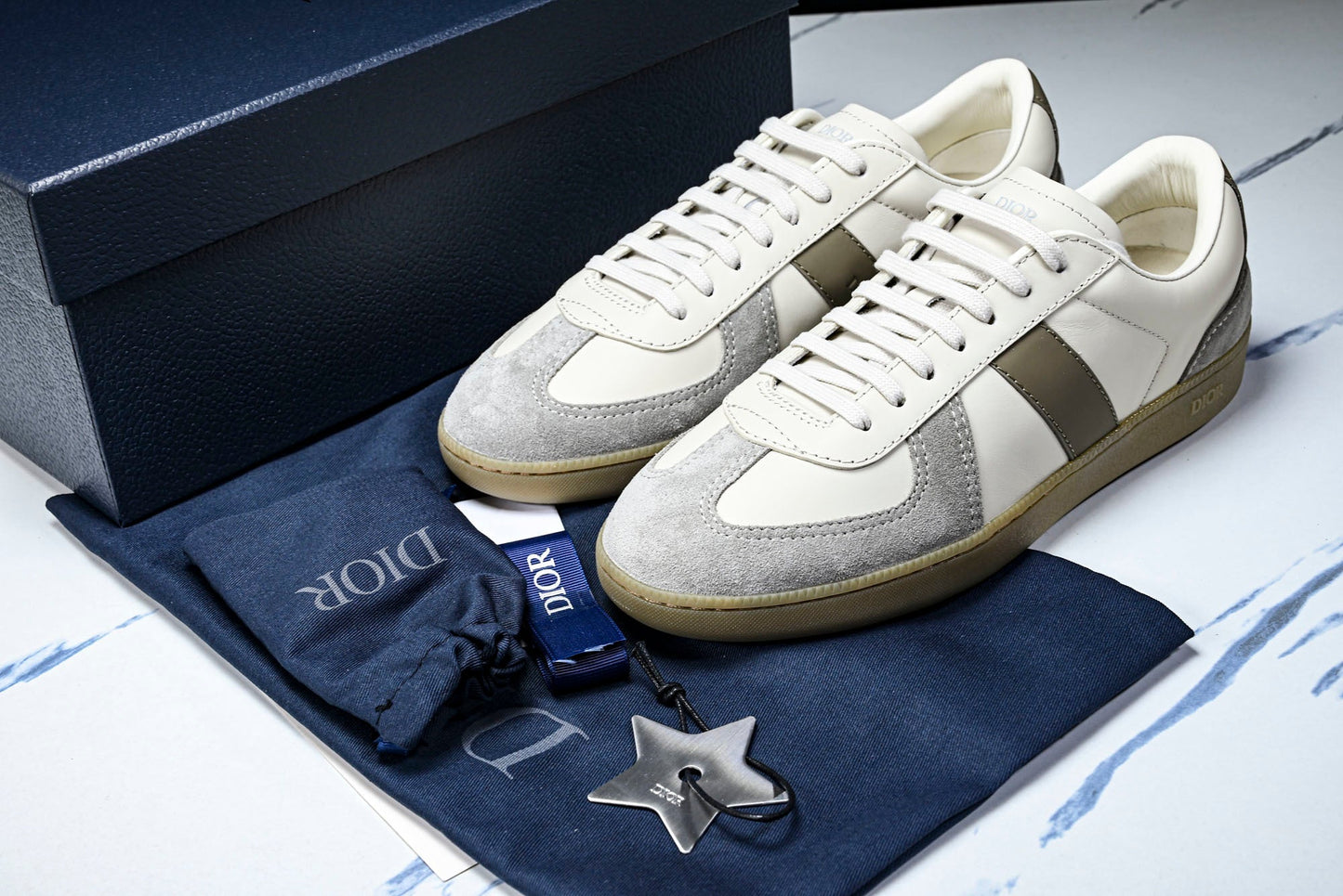 D1or B01 Matchpoint Sneaker 'Grey White'