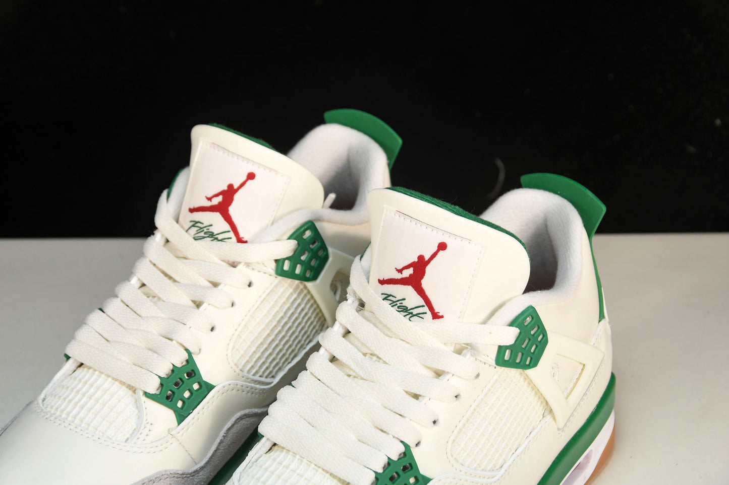 AJ4 Retro SB 'Pine Green'
