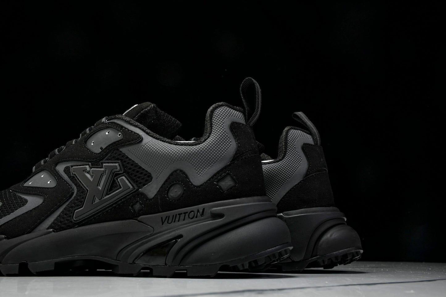 Louis Vuittоп Runner Tatic Sneaker 'Black'
