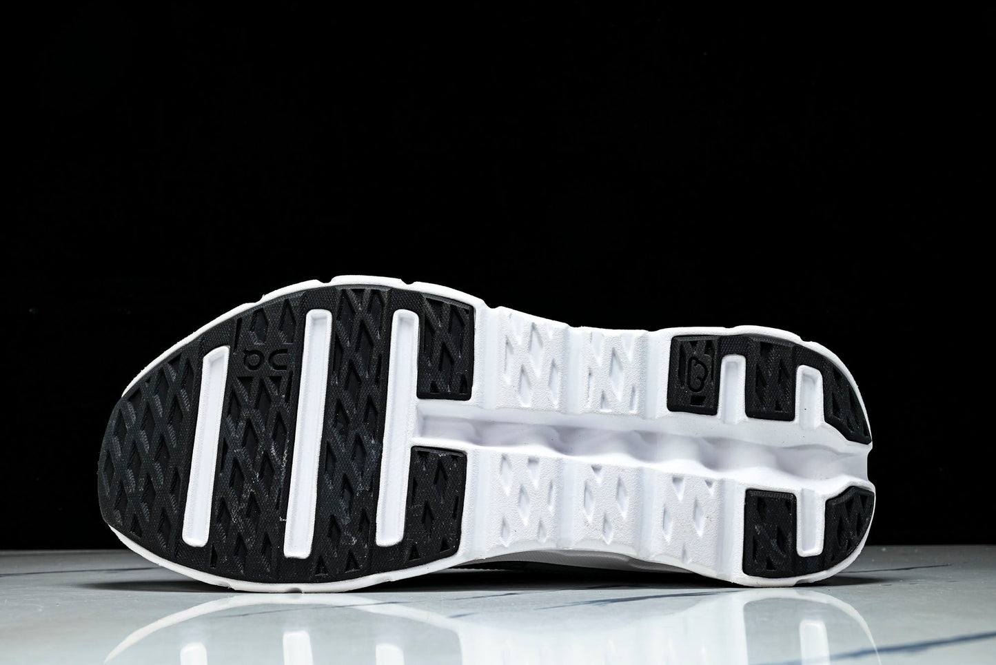 LOEWE × ON Cloudtilt 2.0 'Blue White'