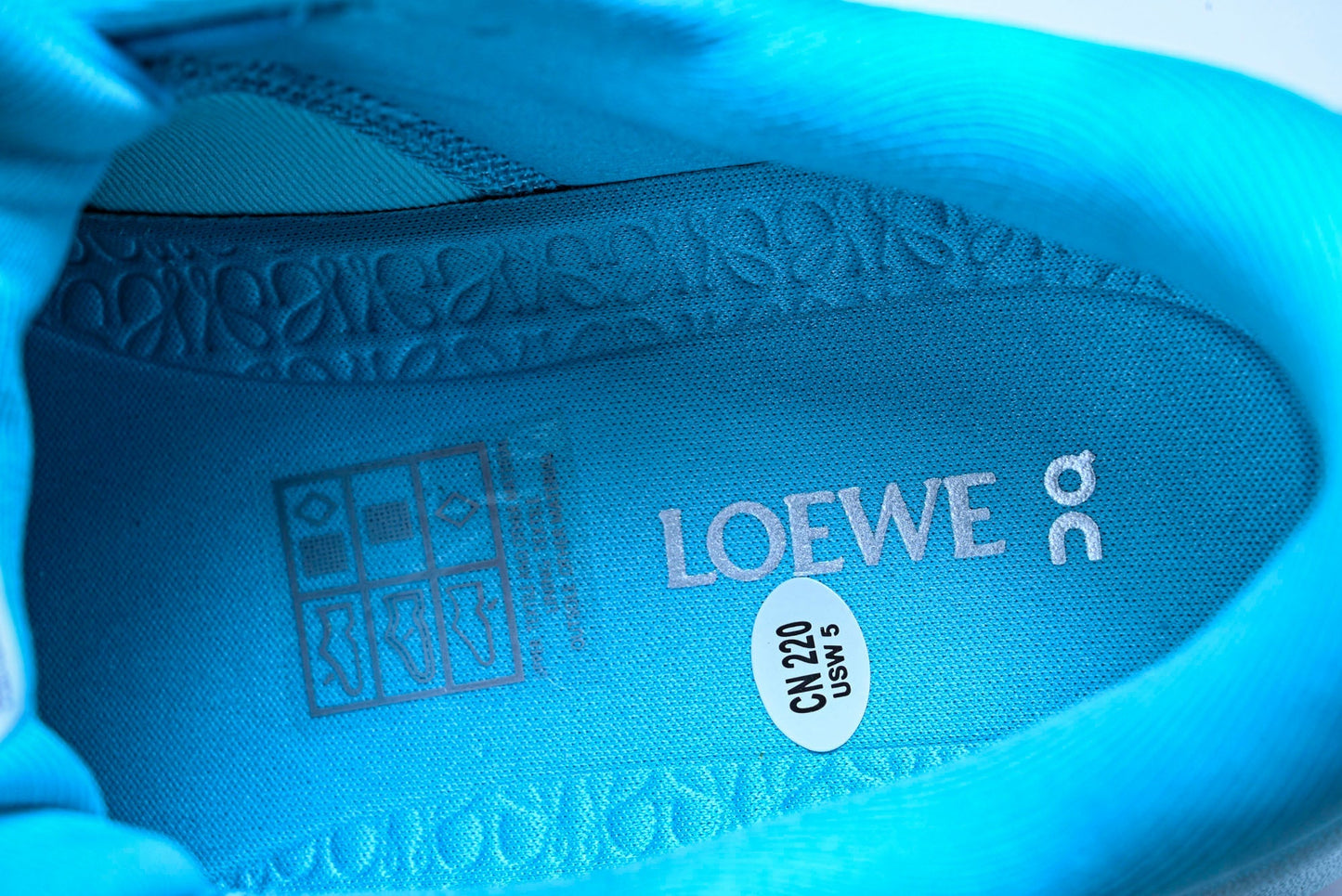 LOEWE × ON Cloudsolo 'Turquoise'