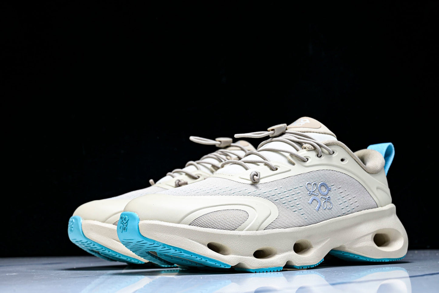 LOEWE × ON Cloudsolo 'Sand Turquoise'