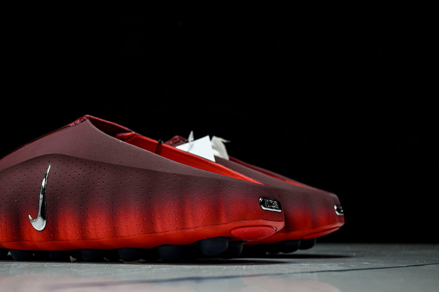 Mind 001 Slide 'Team Red'
