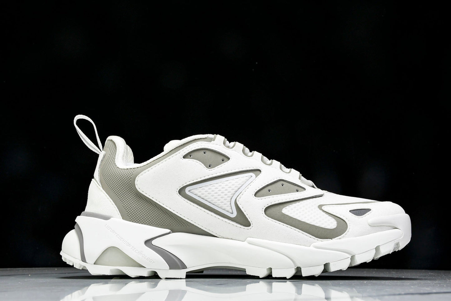 Louis Vuittоп Runner Tatic Sneaker 'White'