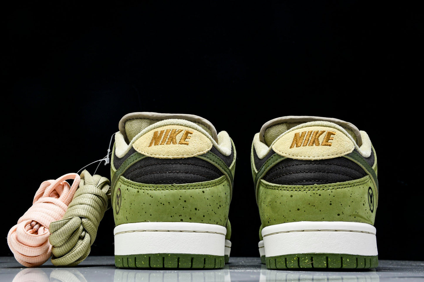 SB Dnk Low x Yuto Horigome 'Asparagus Matcha'