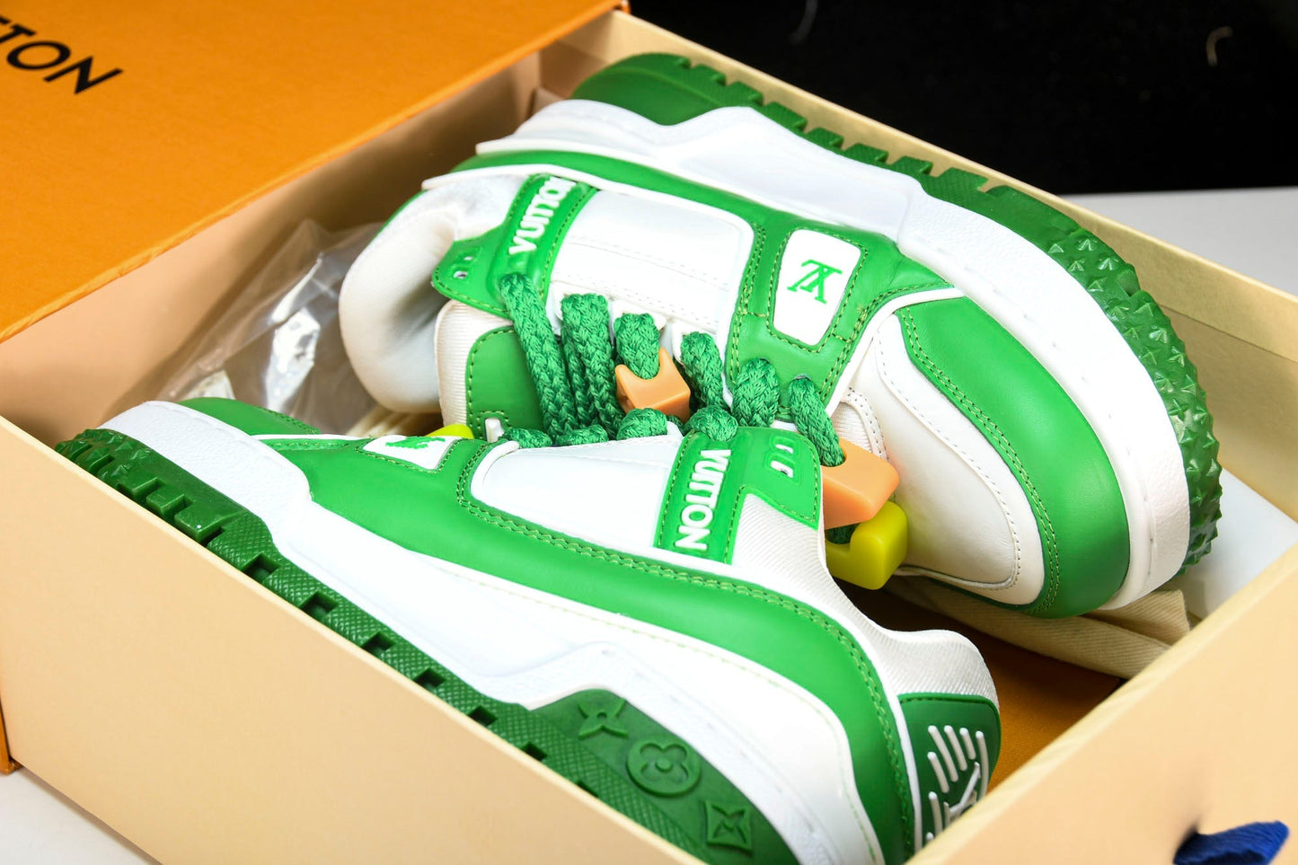 Louis Vuittоп Trainer Maxi 'Green White'