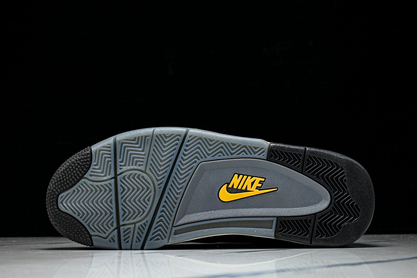 AJ4 Retro 'Lakers'