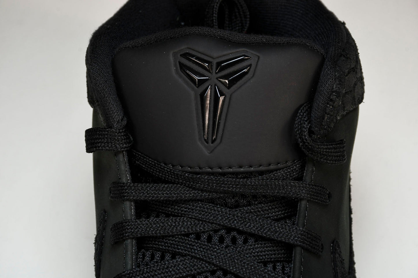 Kobe 4 Protro 'Gift of Mamba'