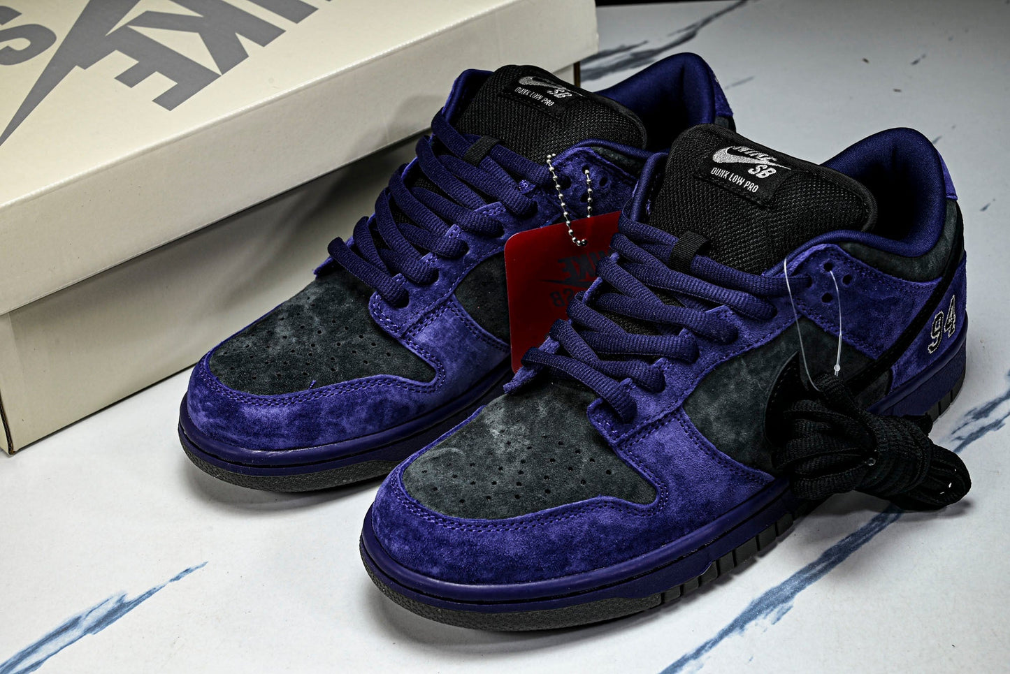 SB Dnk Low x Supreme 94 Ink