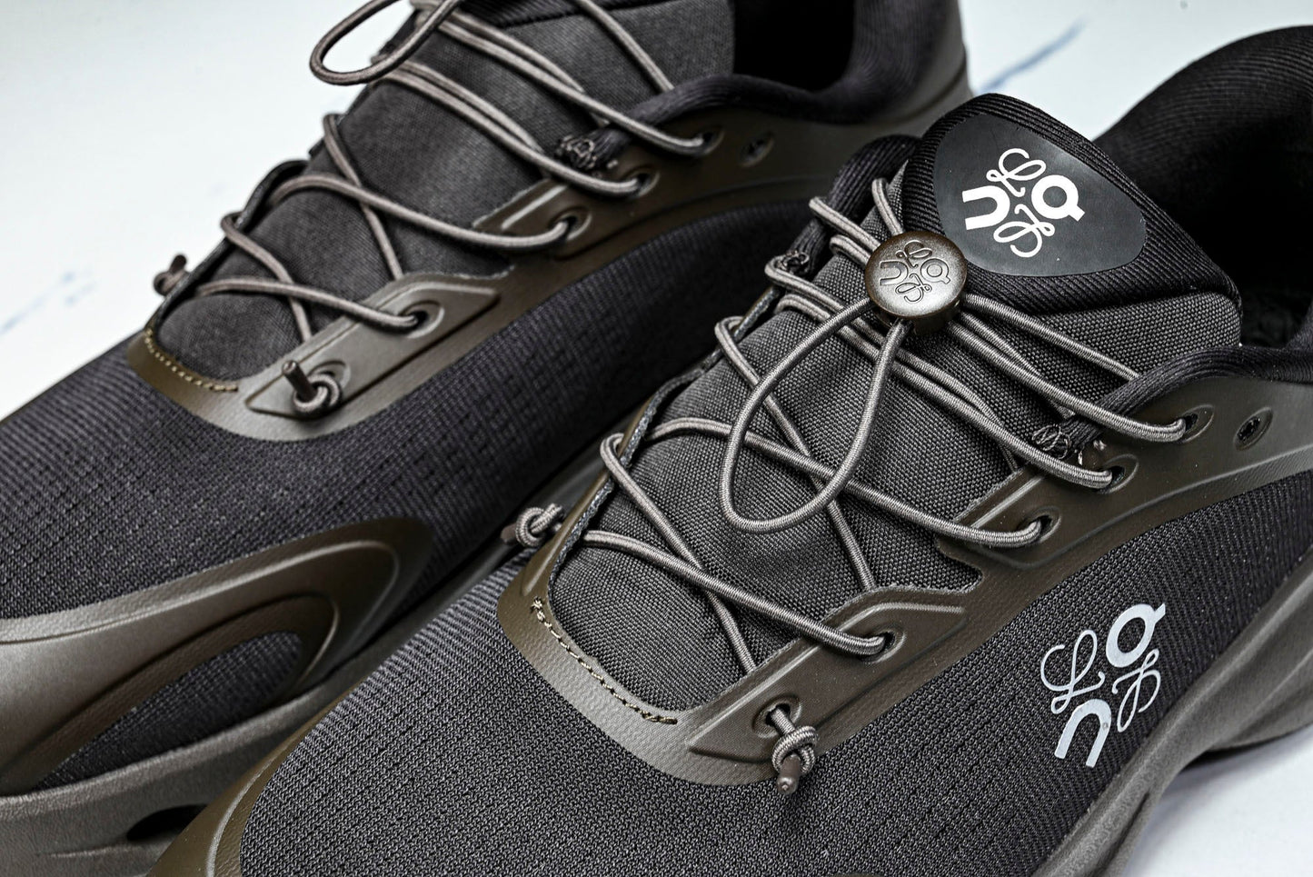 LOEWE × ON Cloudsolo 'Dark Brown Black'