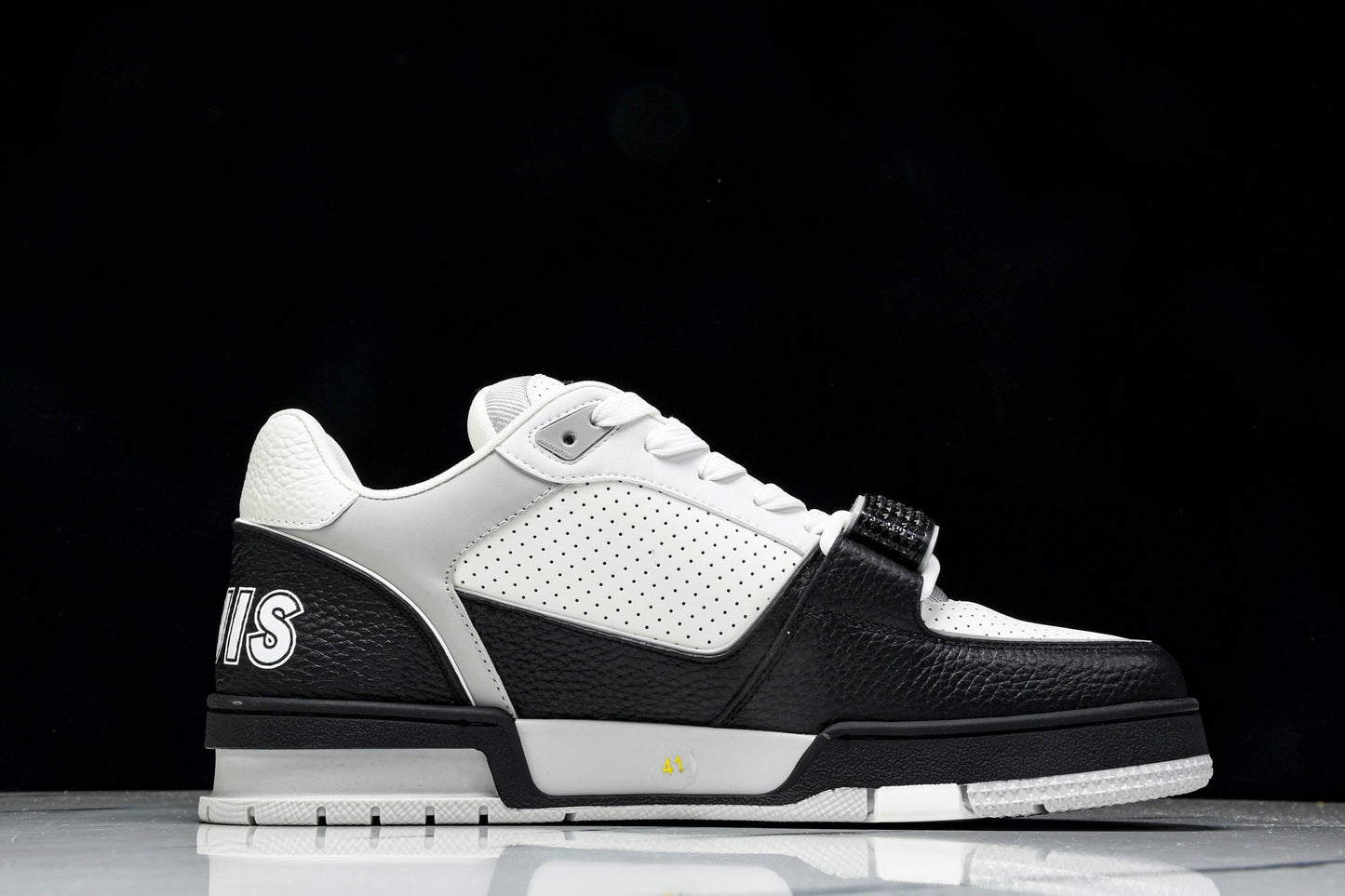 Louis Vuittоп Trainer Low Velcro Strap 'Perforated Black'