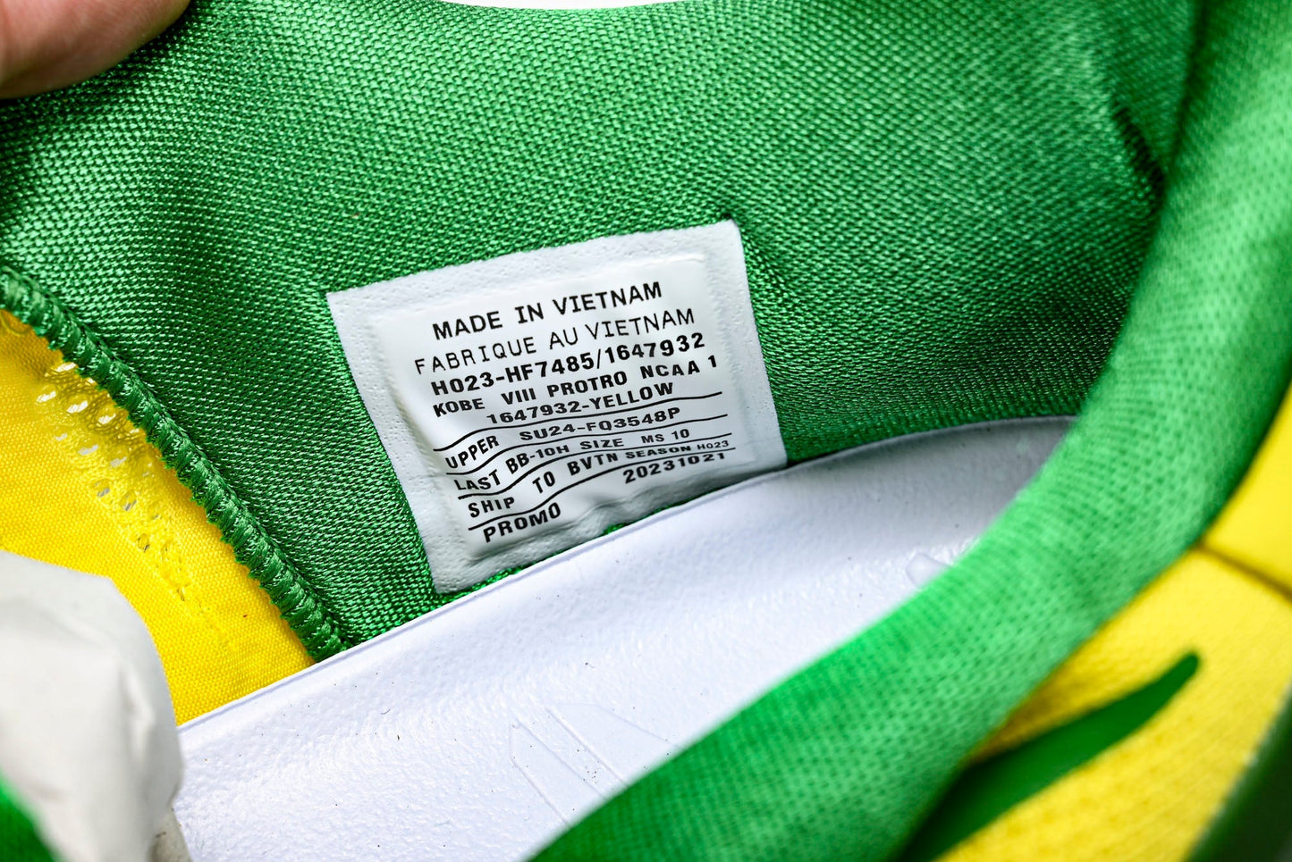 Kobe 8 Protro Oregon Ducks PE 'Yellow'