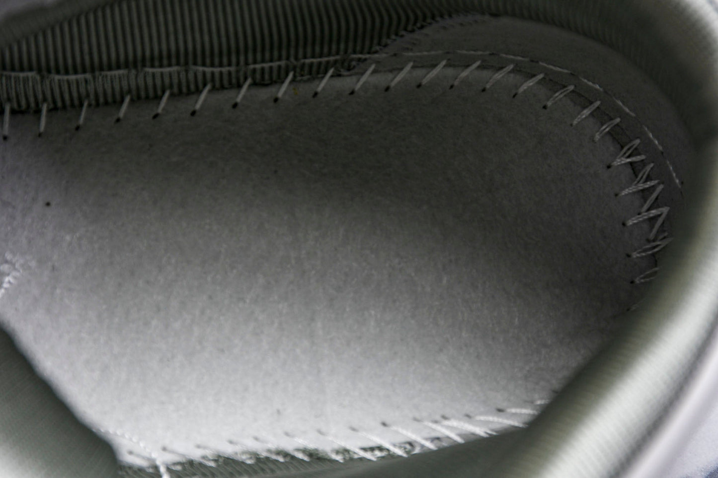 D1or B27 High Oblique 'Grey White'