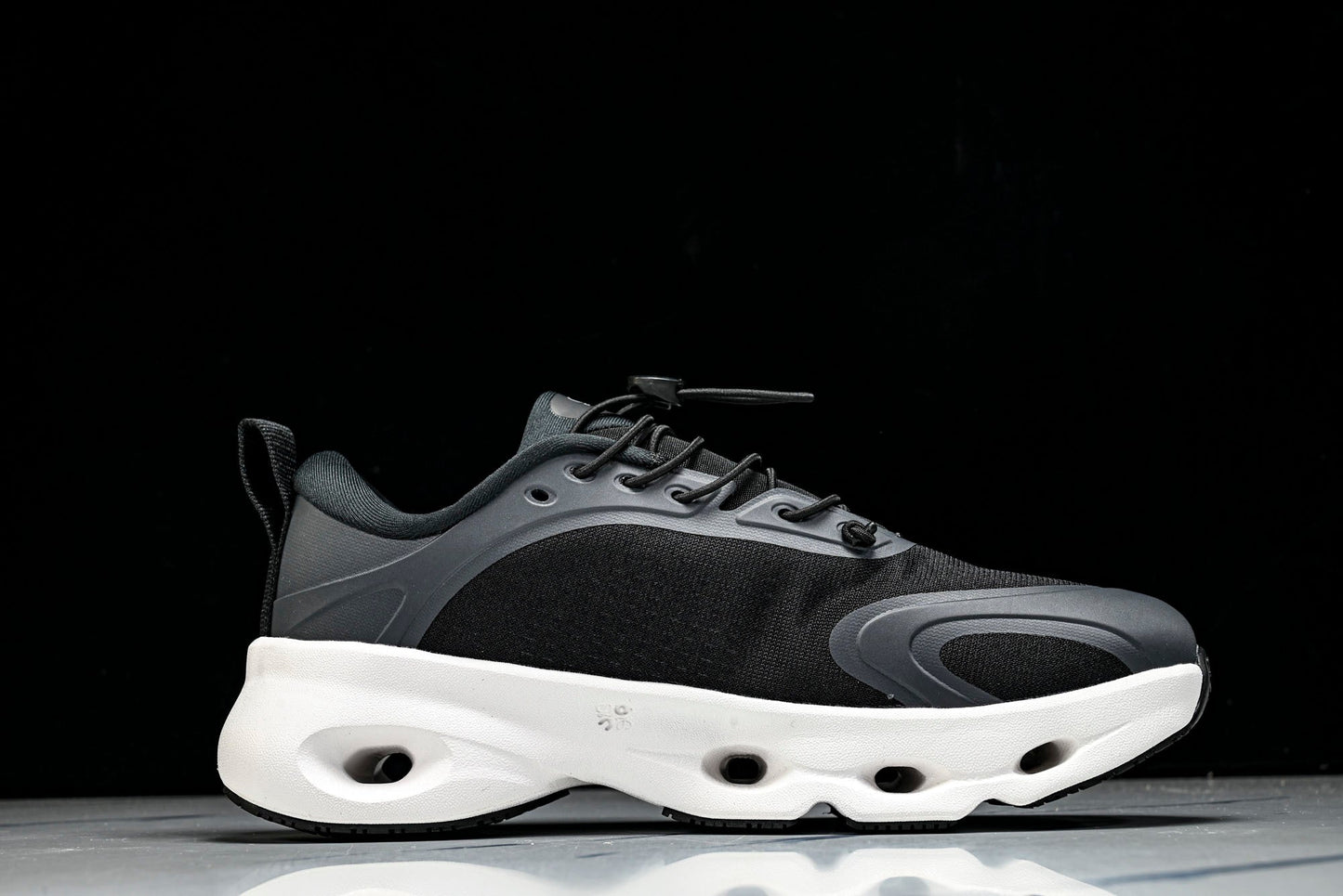LOEWE × ON Cloudsolo 'Black White'