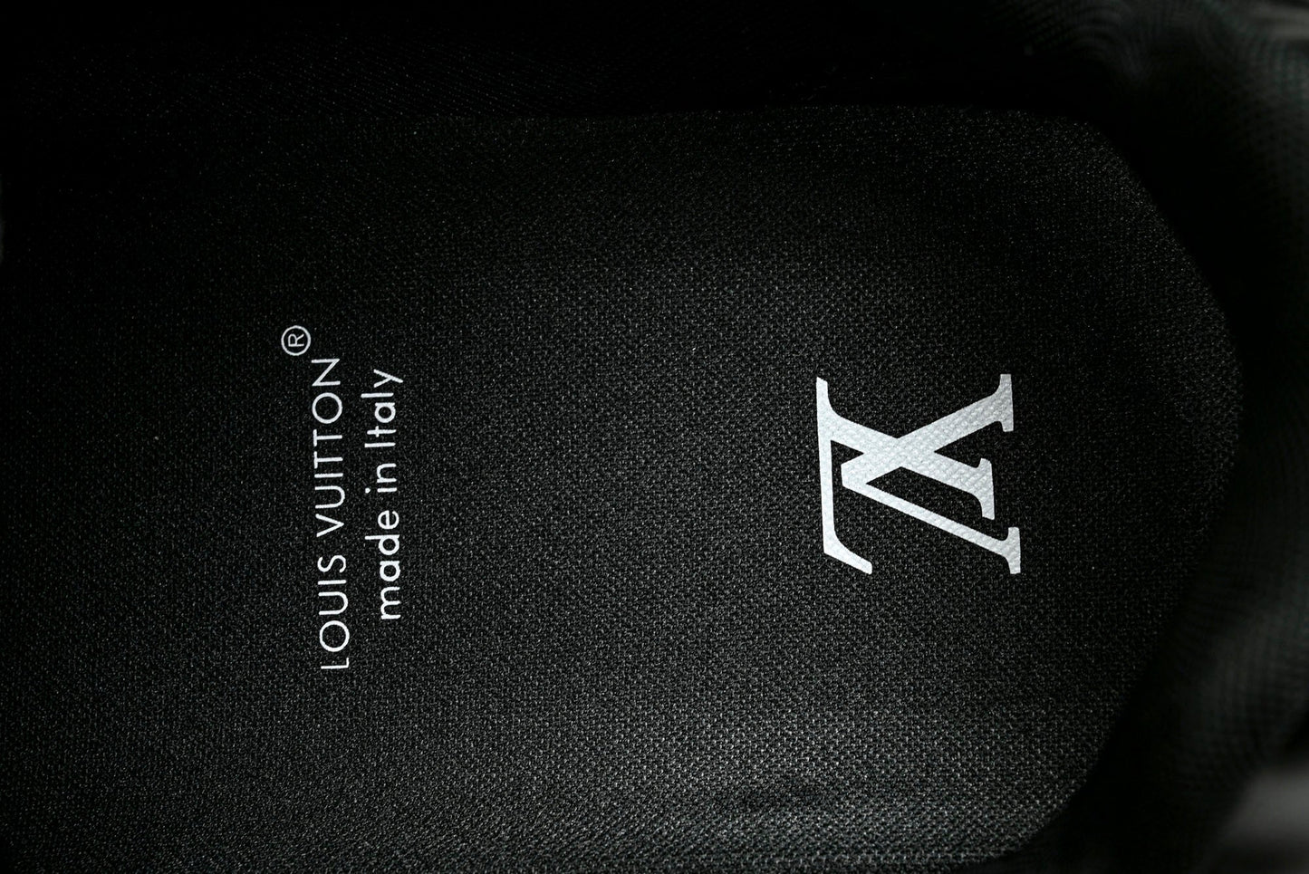 Louis Vuittоп Buttersoft 'Black'