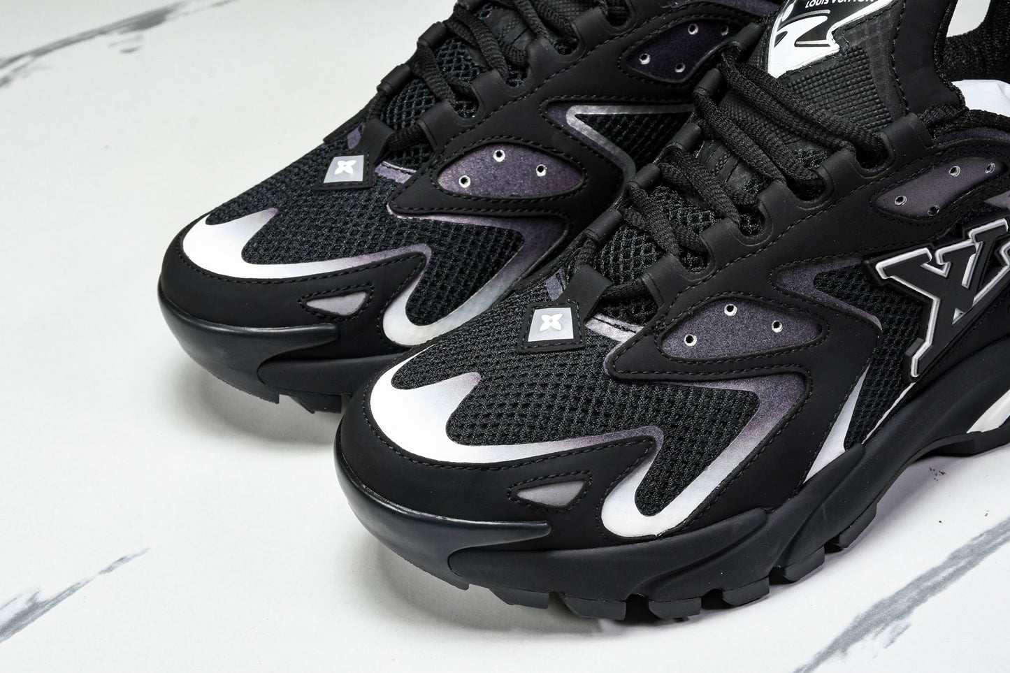 Louis Vuittоп Runner Tatic Sneaker 'Black White'