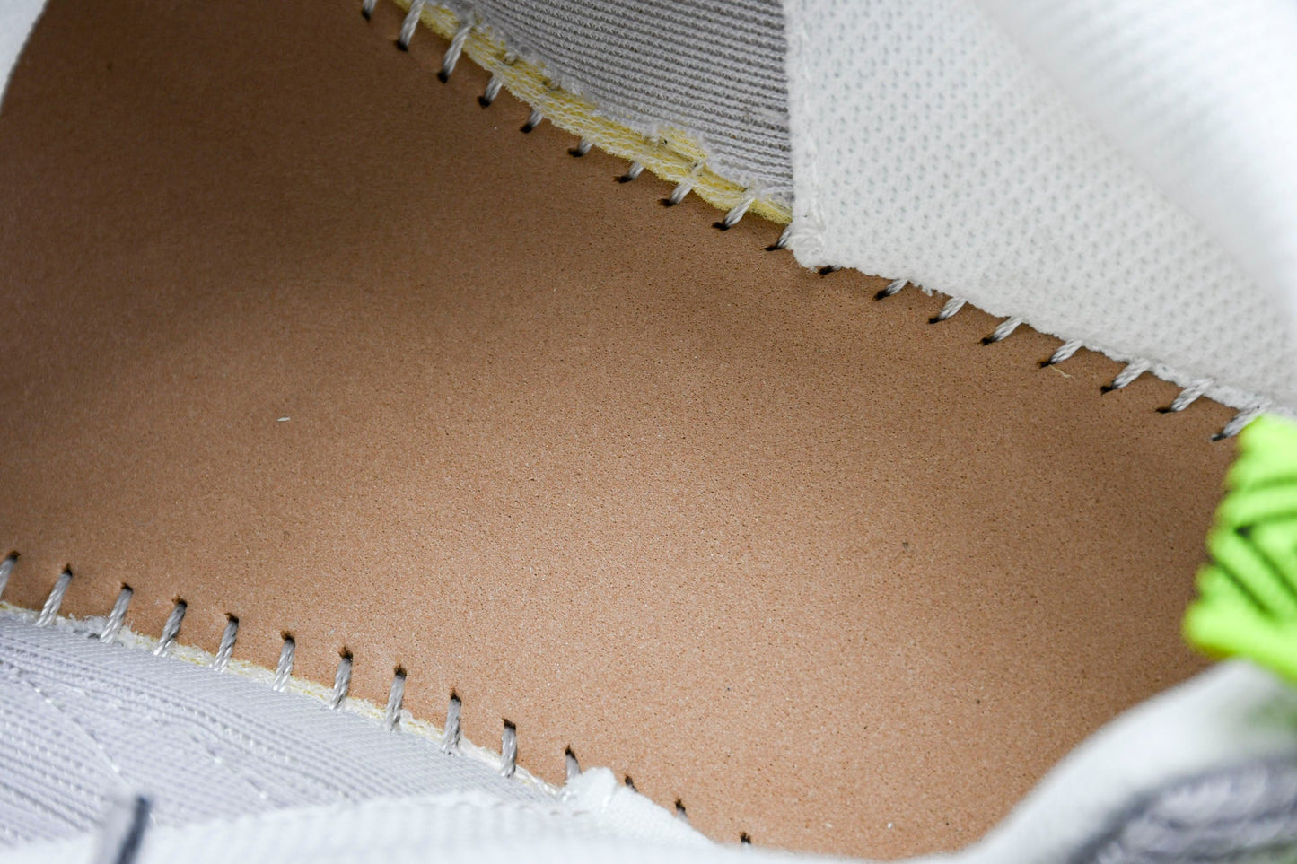 Off-White "Be Right Back" Sneaker 'White Fluorescent'