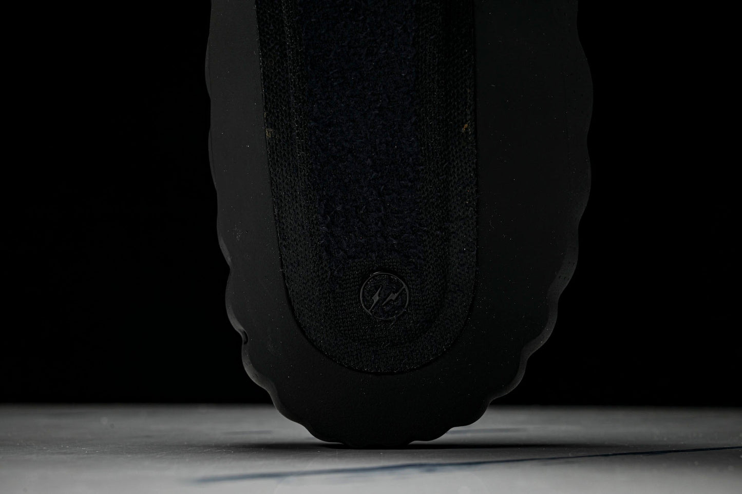 Fragment x Mind 001 Slide 'Black'