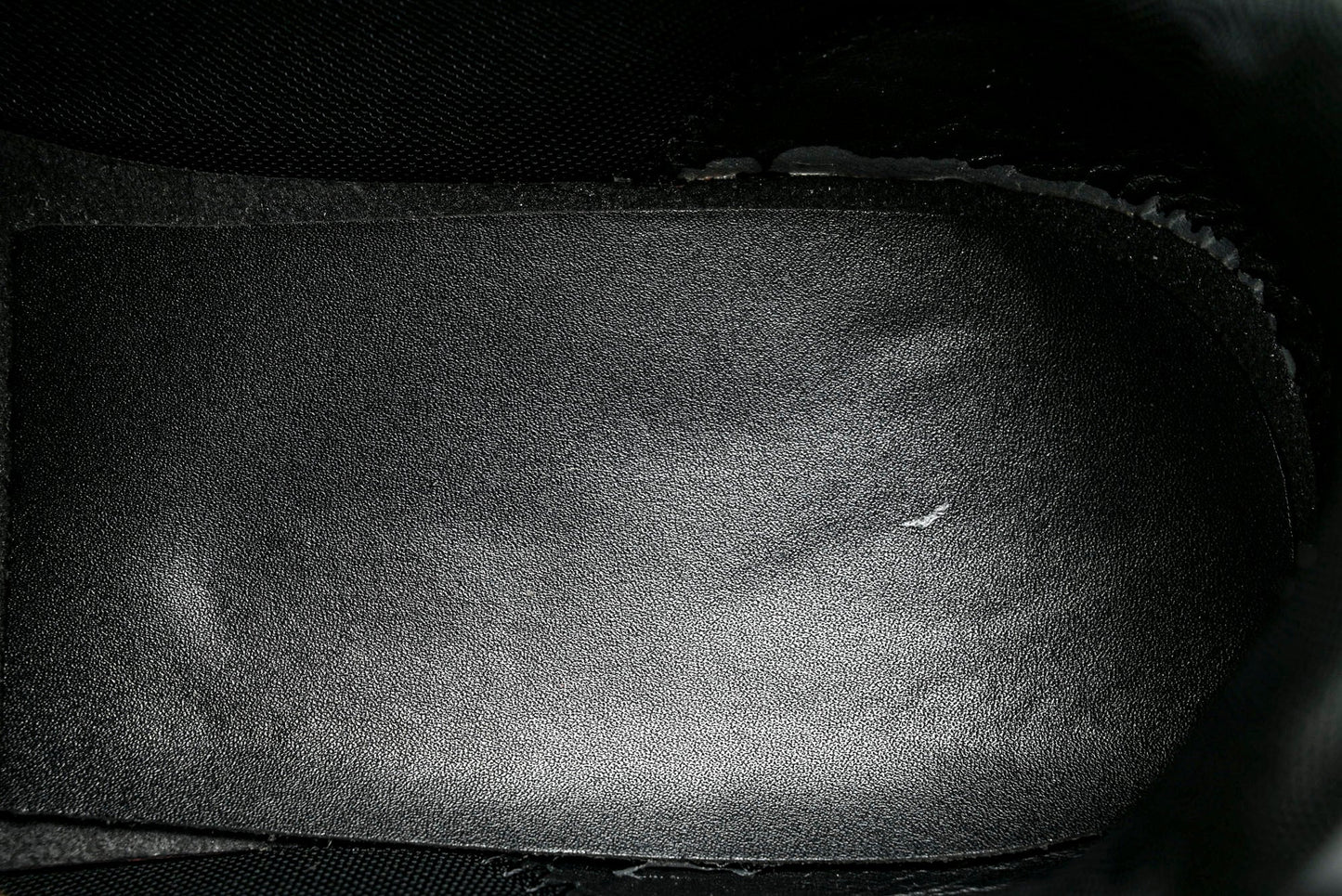 Louis Vuittоп Buttersoft 'Black'