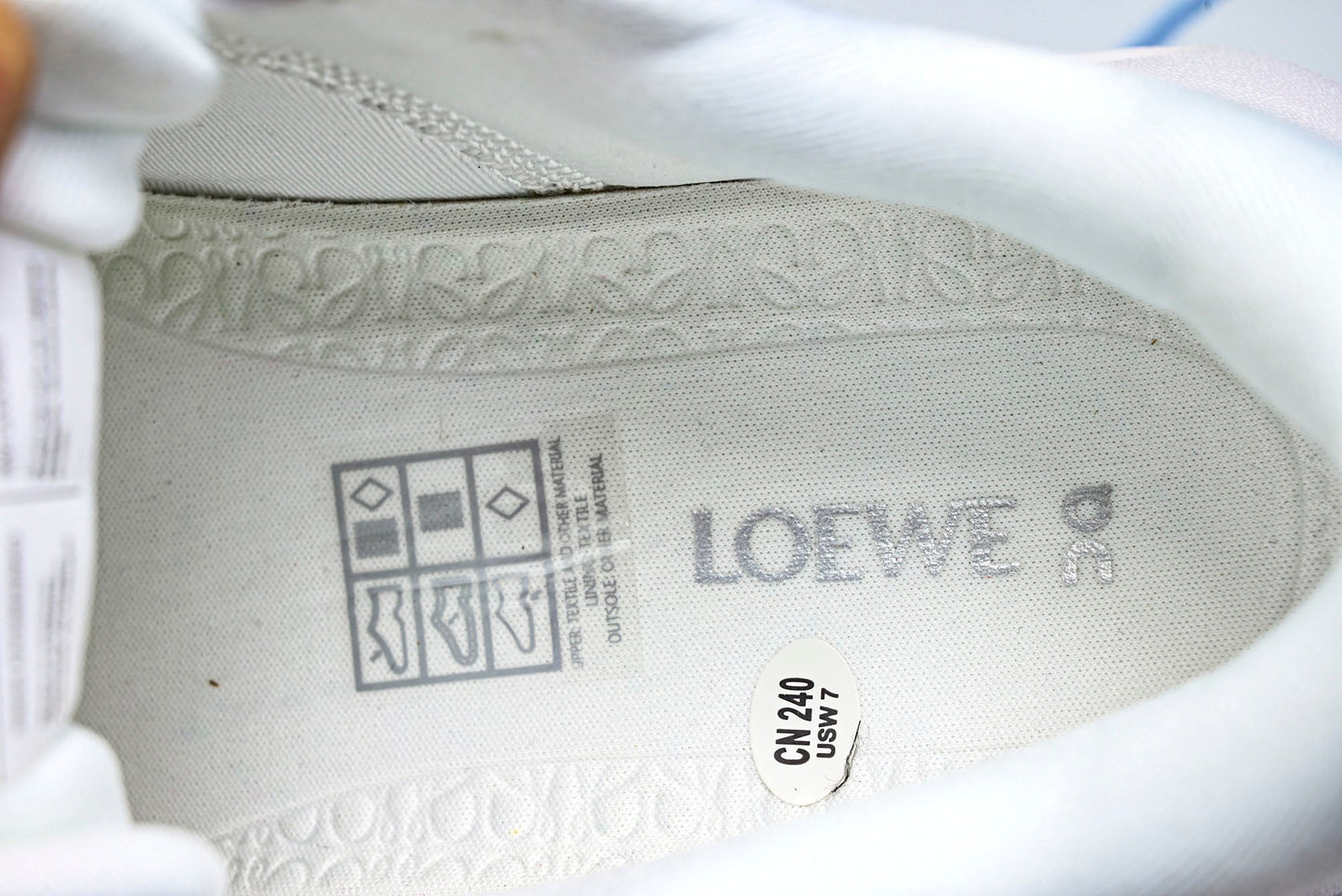 LOEWE × ON Cloudsolo 'White'