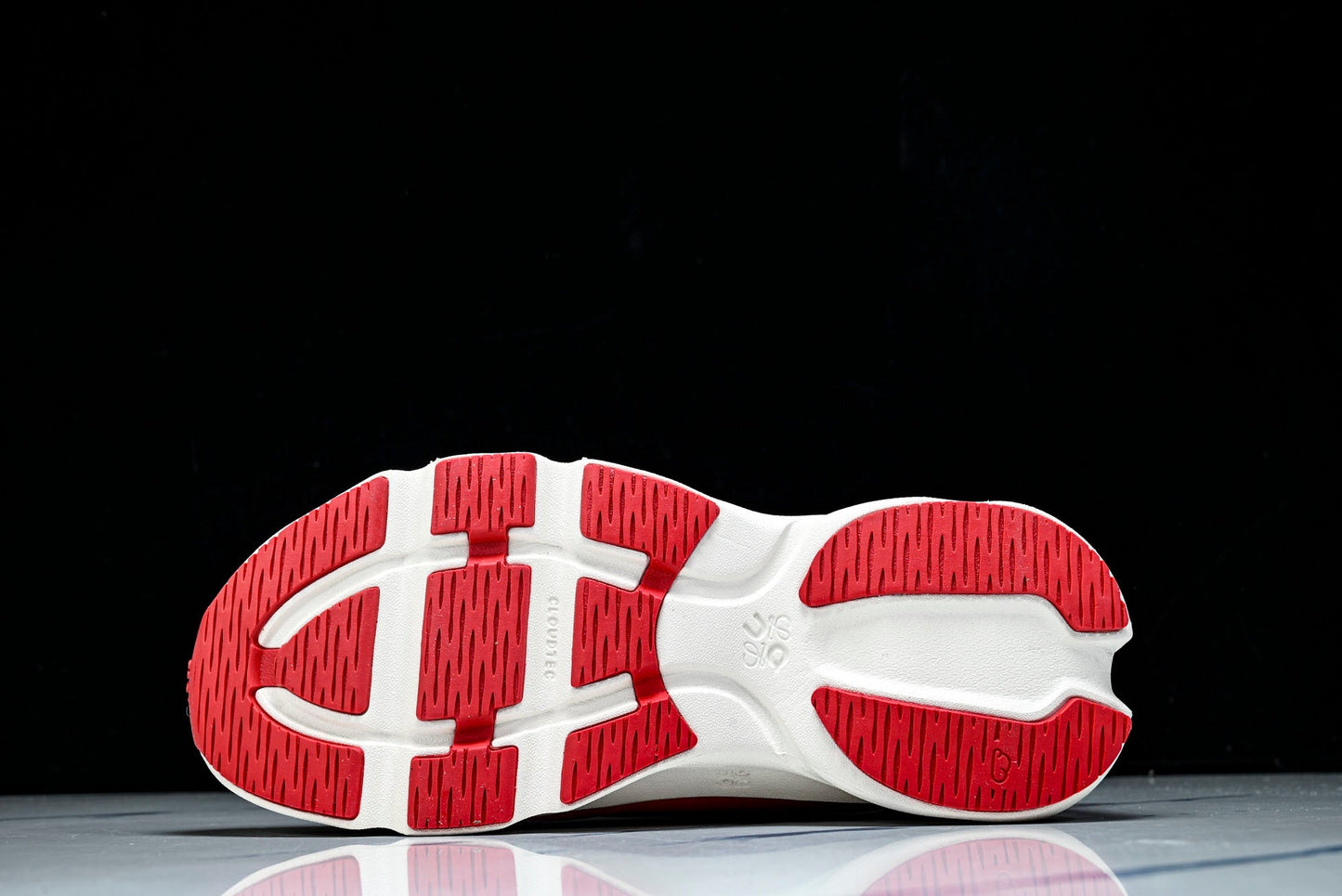 LOEWE × ON Cloudsolo 'Red White'