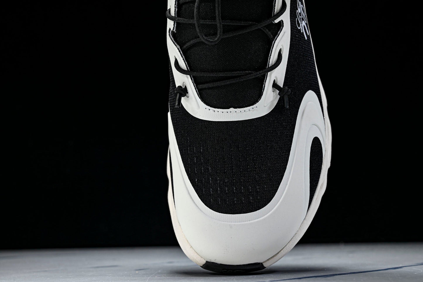 LOEWE × ON Cloudsolo 'White Black'