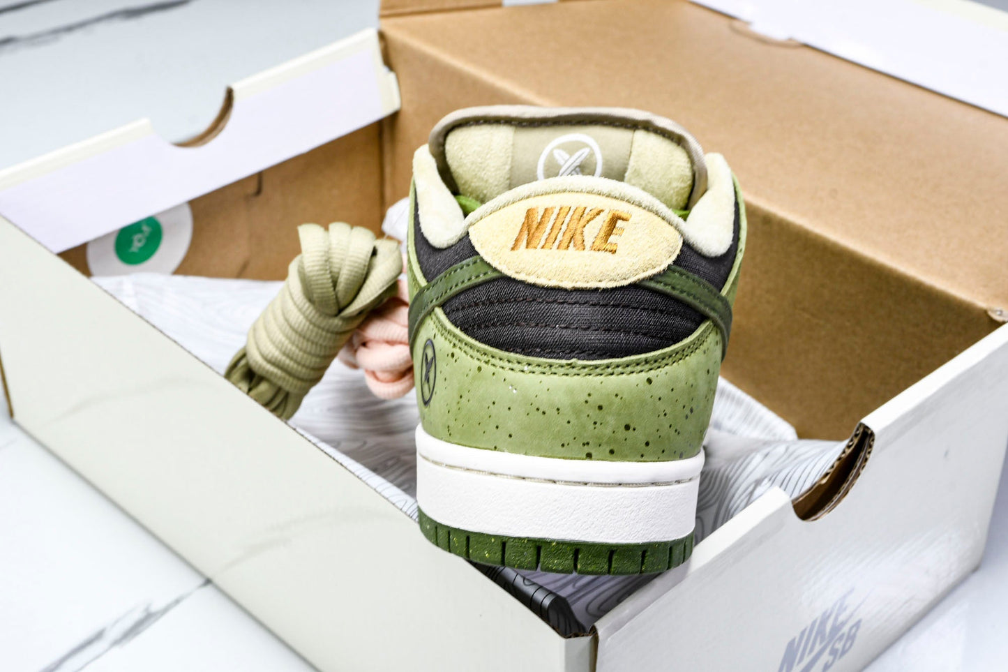 SB Dnk Low x Yuto Horigome 'Asparagus Matcha'