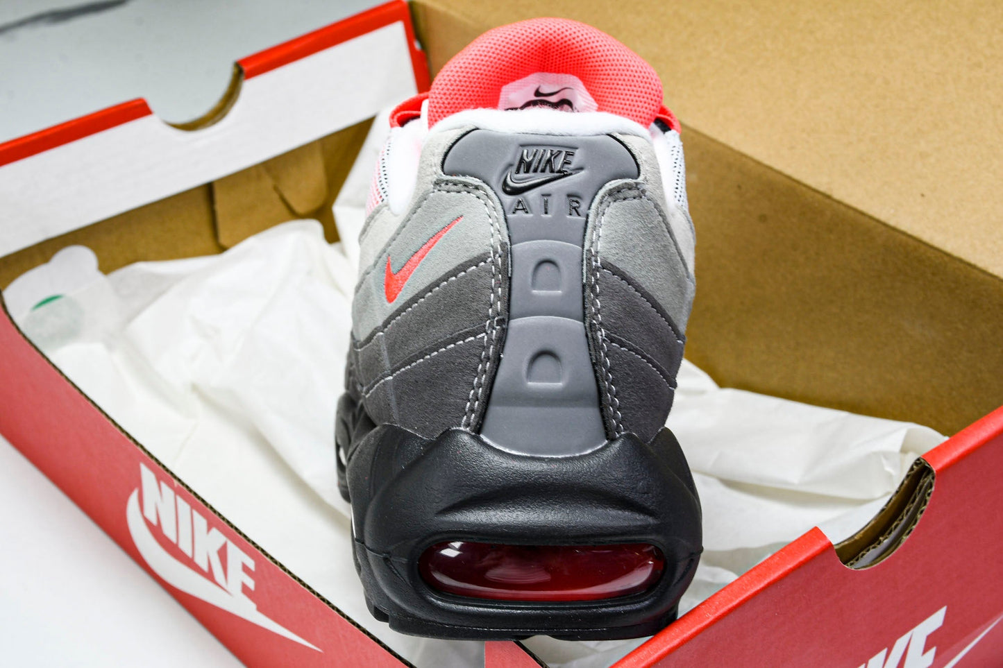 AM95 OG 'Solar Red'