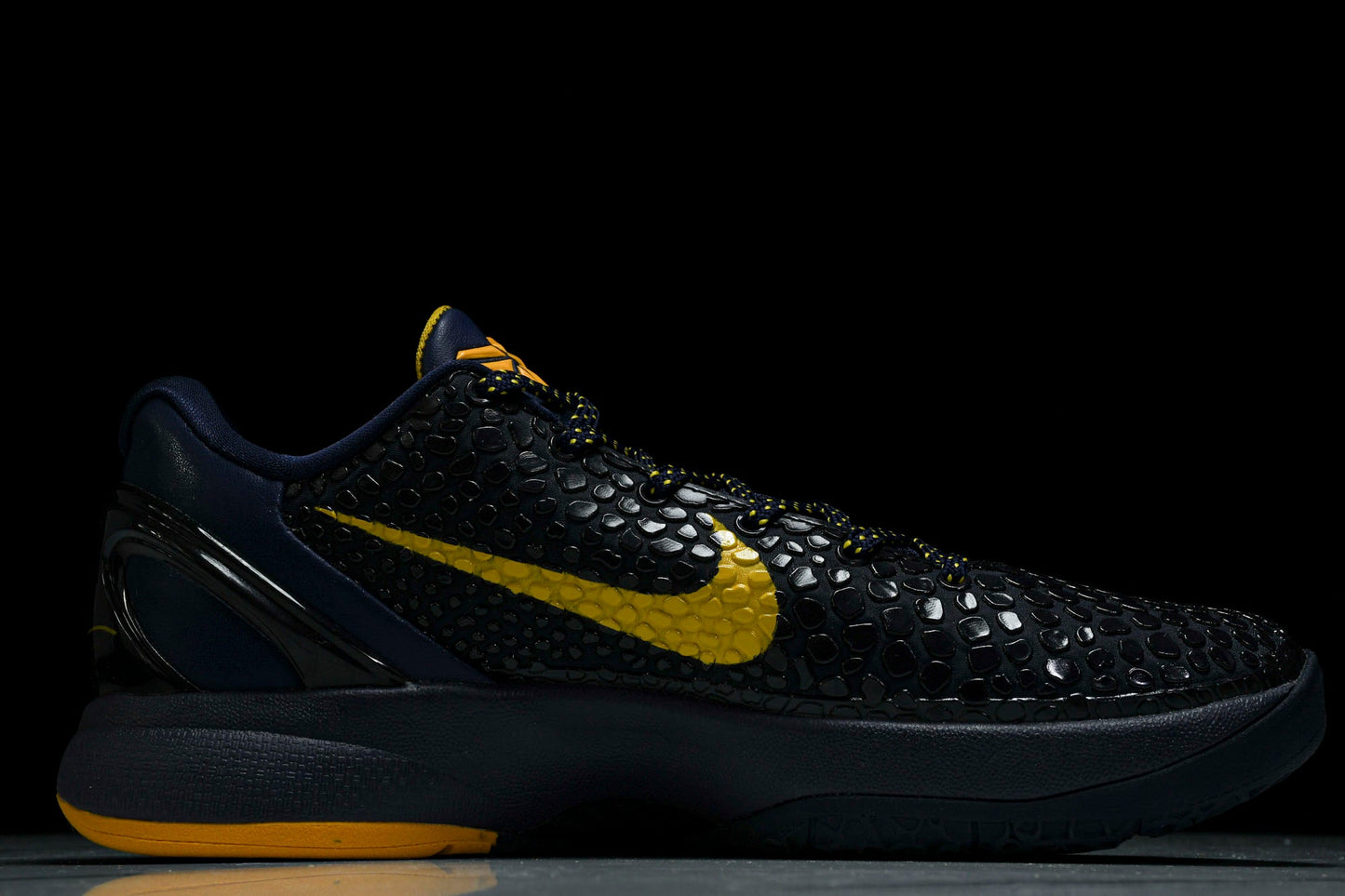 Kobe 6 'Imperial Purple'