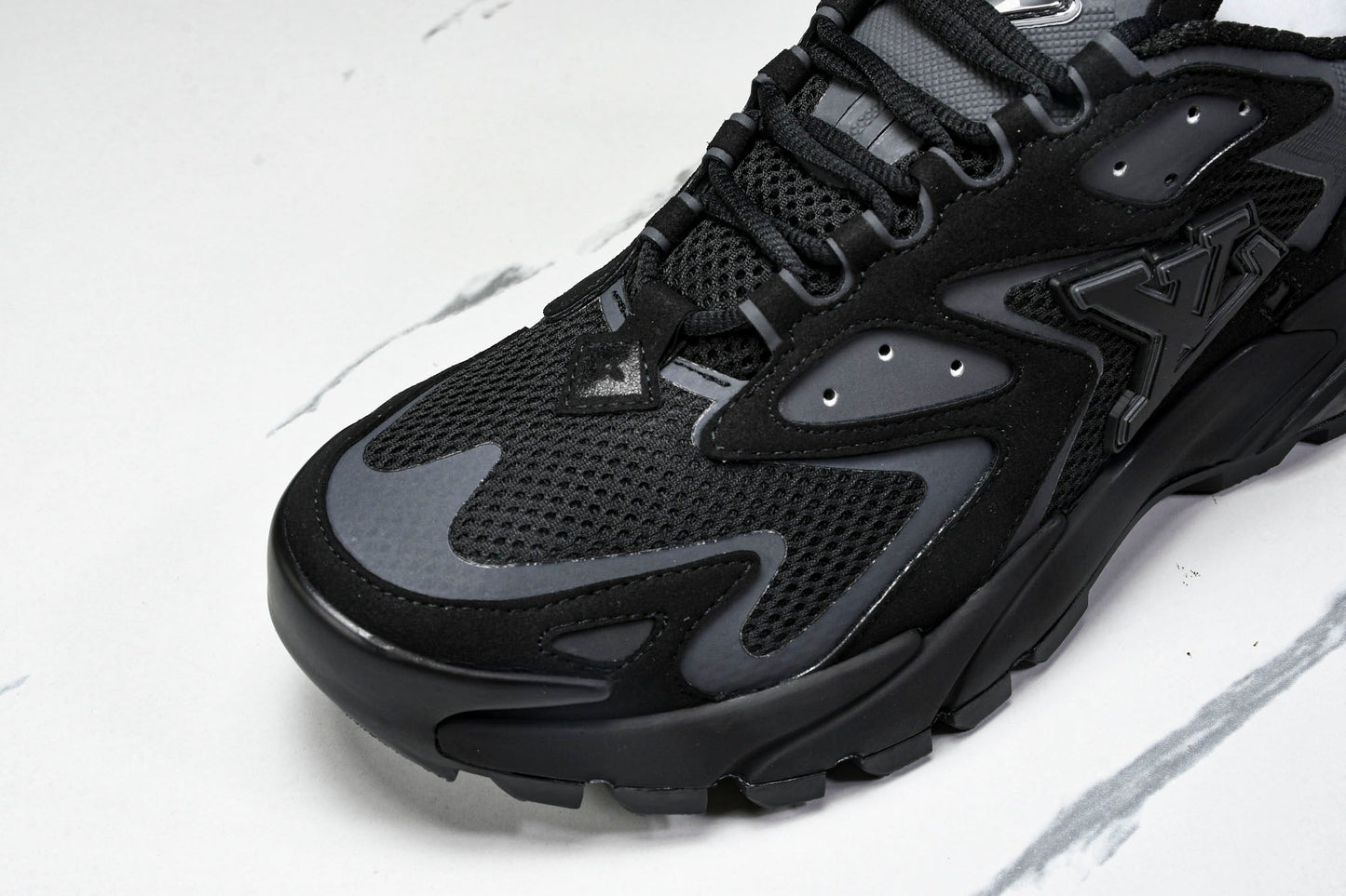 Louis Vuittоп Runner Tatic Sneaker 'Black'