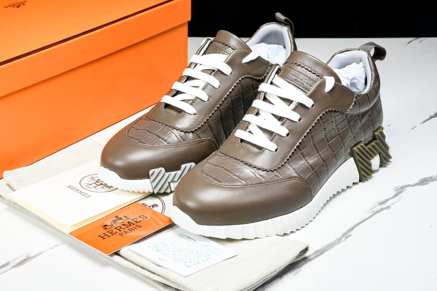 Нermès Bouncing Sneaker 'Etoupe Crocodile'