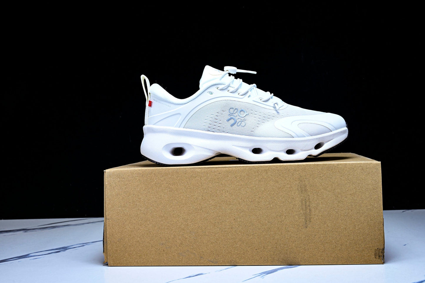 LOEWE × ON Cloudsolo 'White'