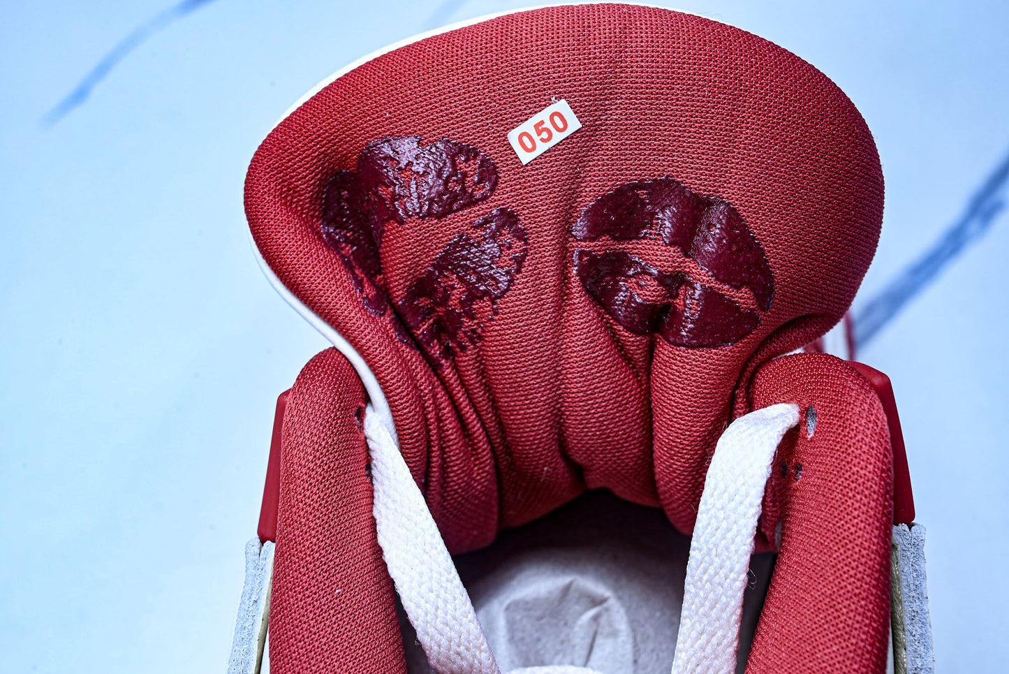 AJ4 Retro Valentine's Day 'Sierra Red'