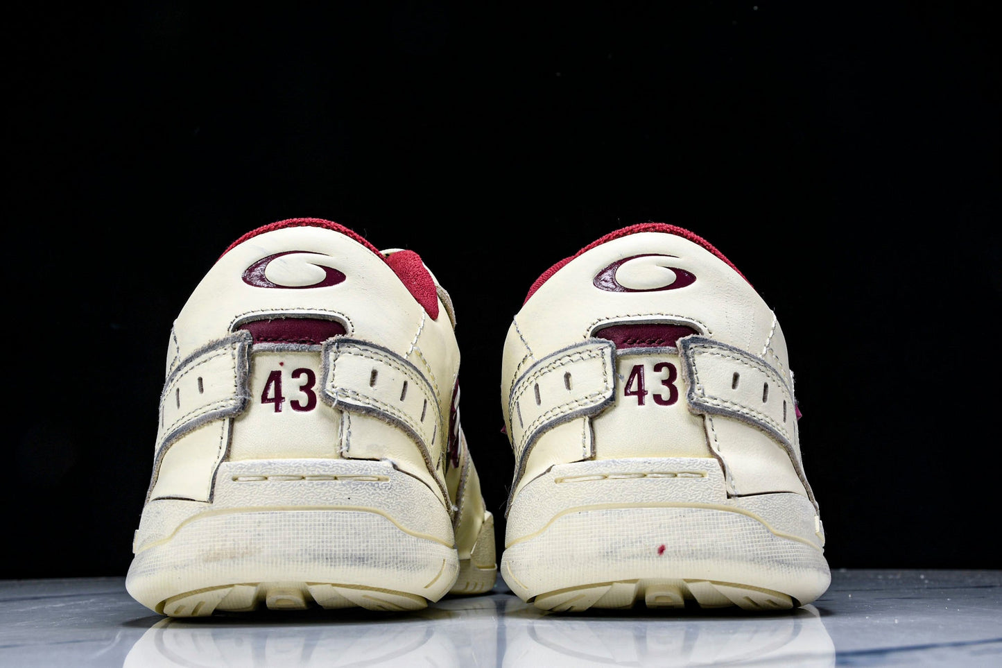 Вalenciaga Hamptons Worn-Out Sneaker 'Off-White Red'