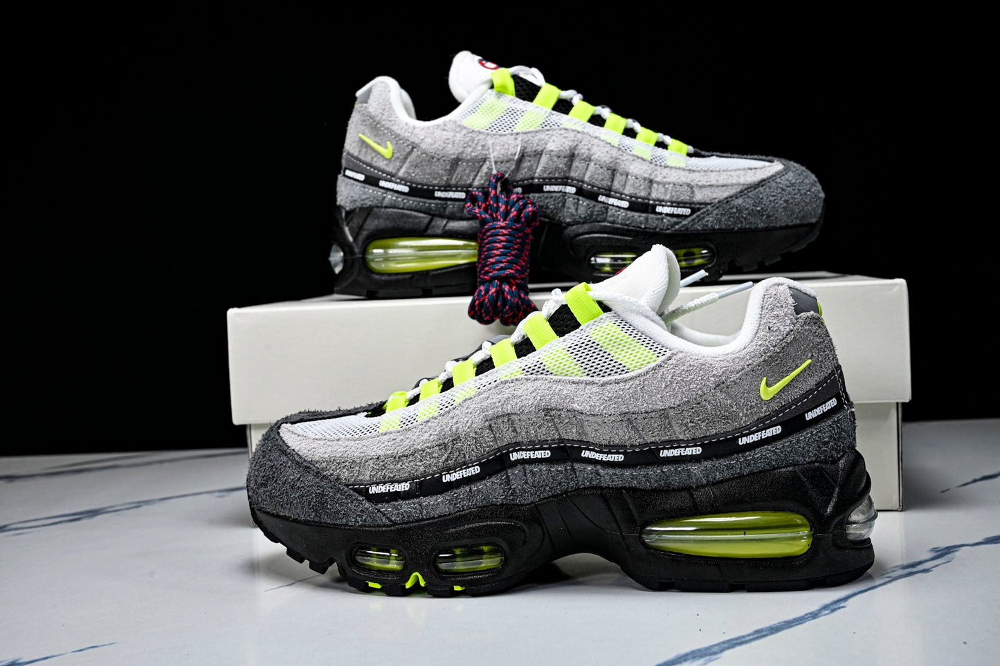 Undefeated x AM95 Geo Exclusive Pack 'NYC Neon'