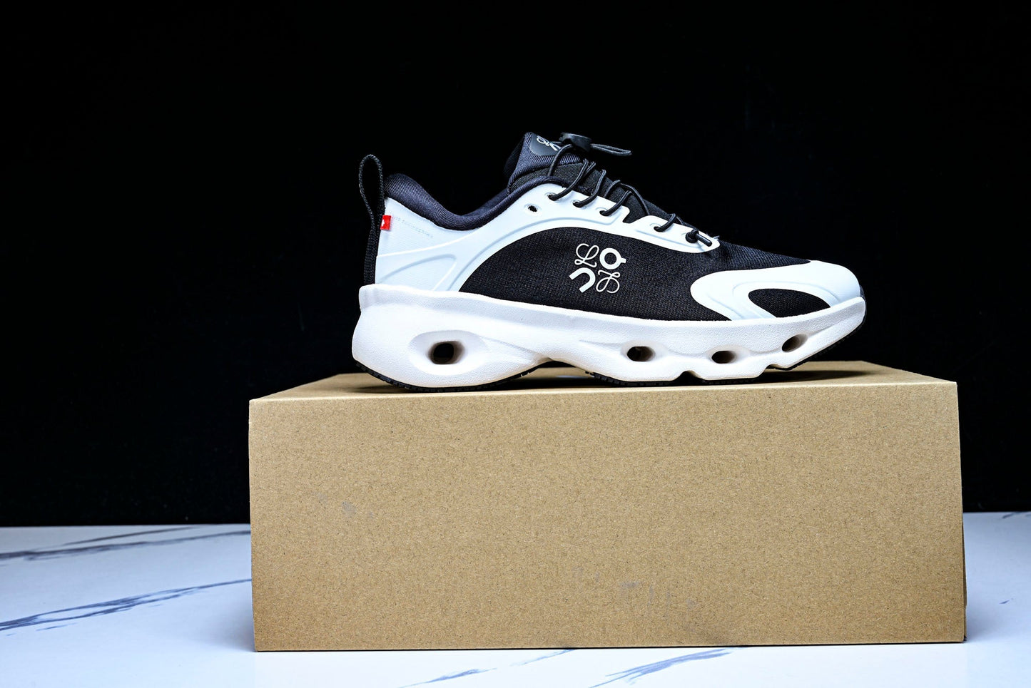 LOEWE × ON Cloudsolo 'White Black'