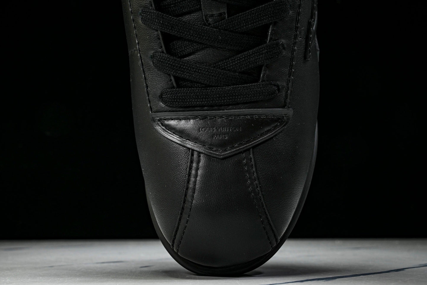 Louis Vuittоп Buttersoft 'Black'